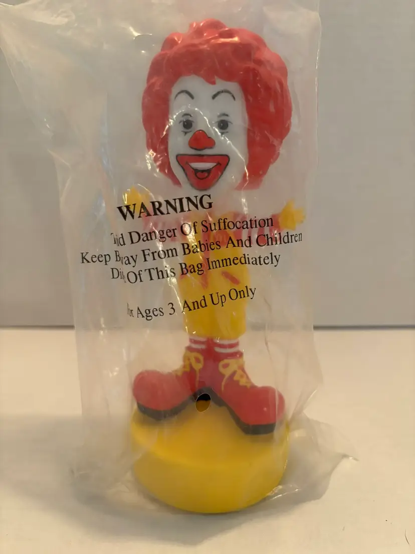 Vintage NIP Ronald McDonald Bobble-Head Figurine from 2002 Yellow 7.5 in. Tall