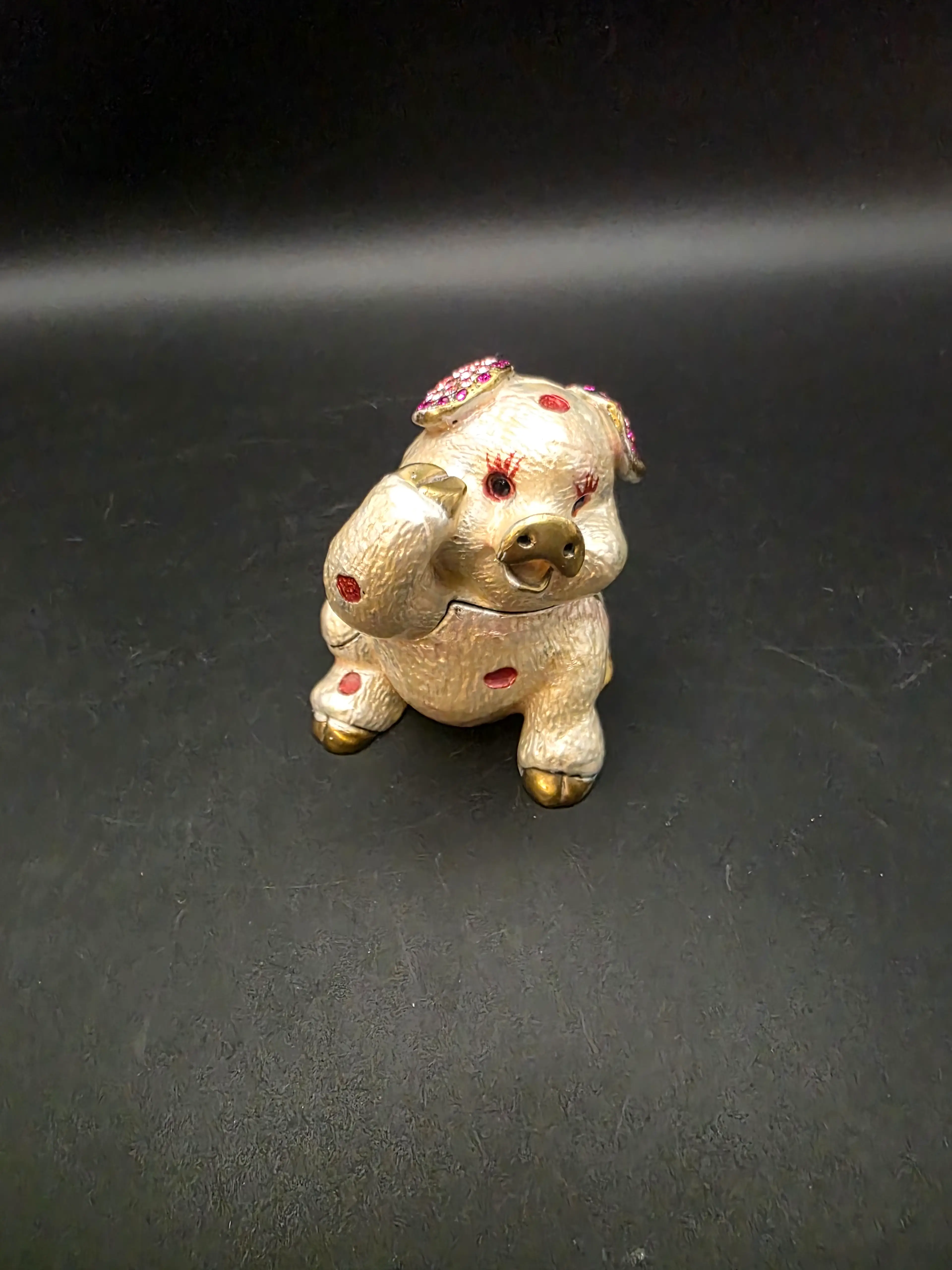 Image 1 of 4