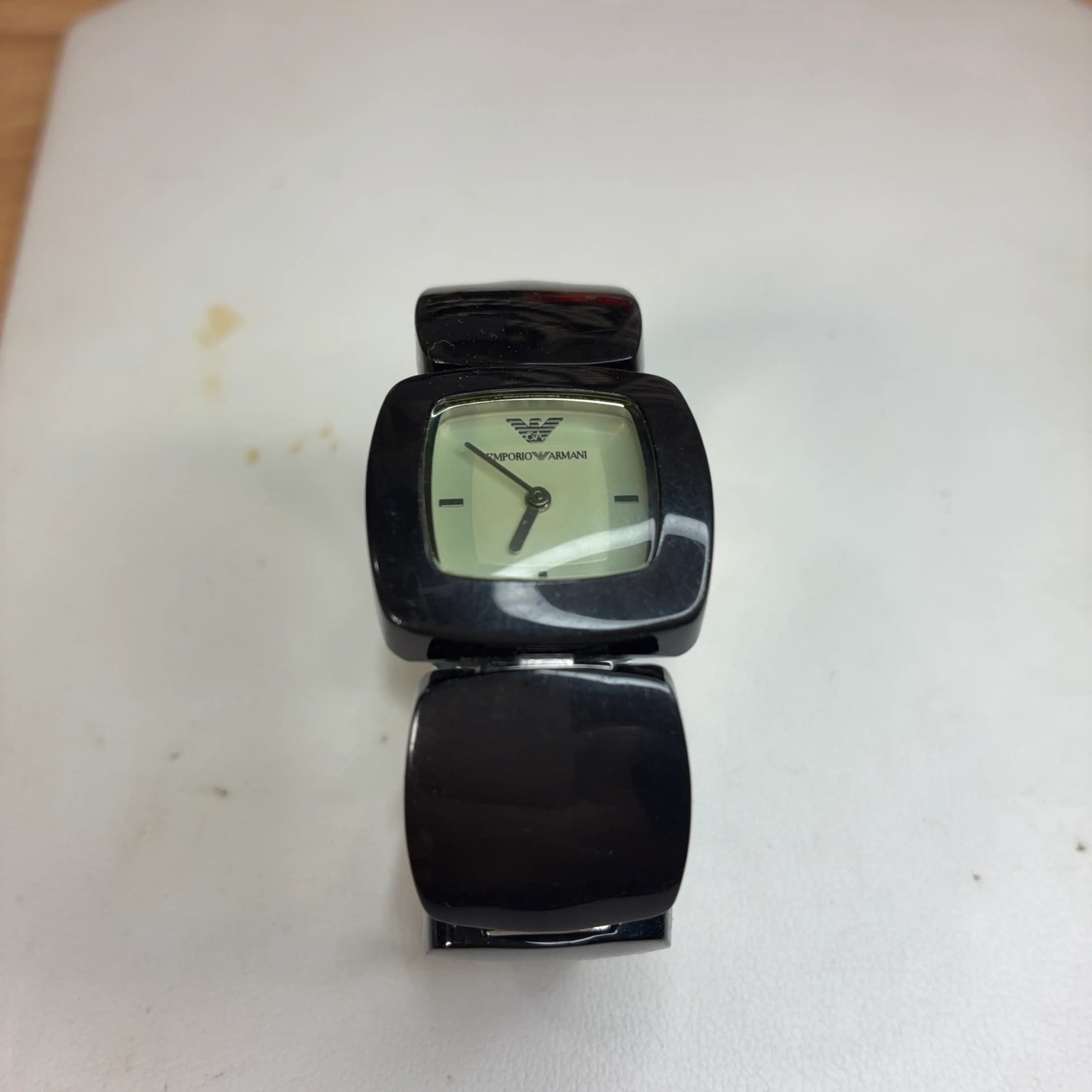 Image 1 of 6