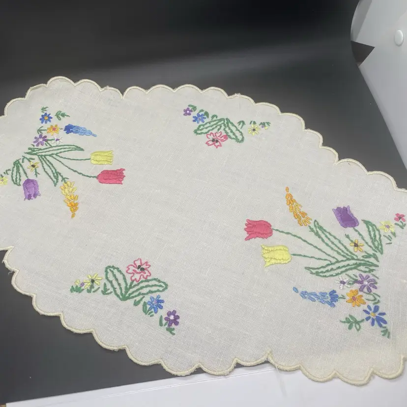 Vintage Hand Embroidered Flowers White Linen Scallop Edge Doily 10" x 16.5"