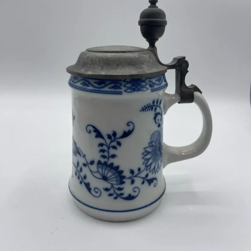 Czechoslovakia Blue Onion Porcelain Beer Stein Tankard Pewter Lid 7.75 Inches