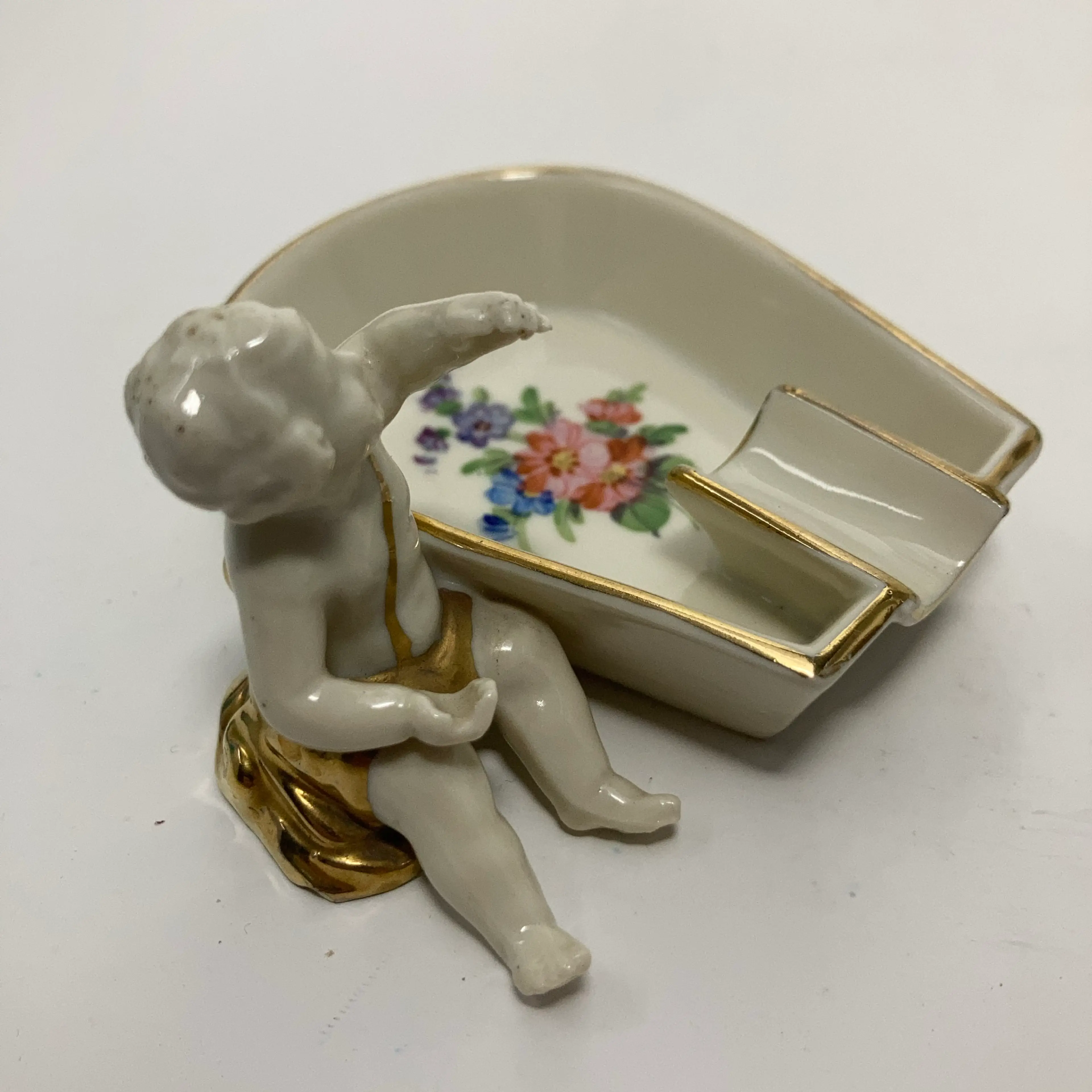 Image 2 of 11