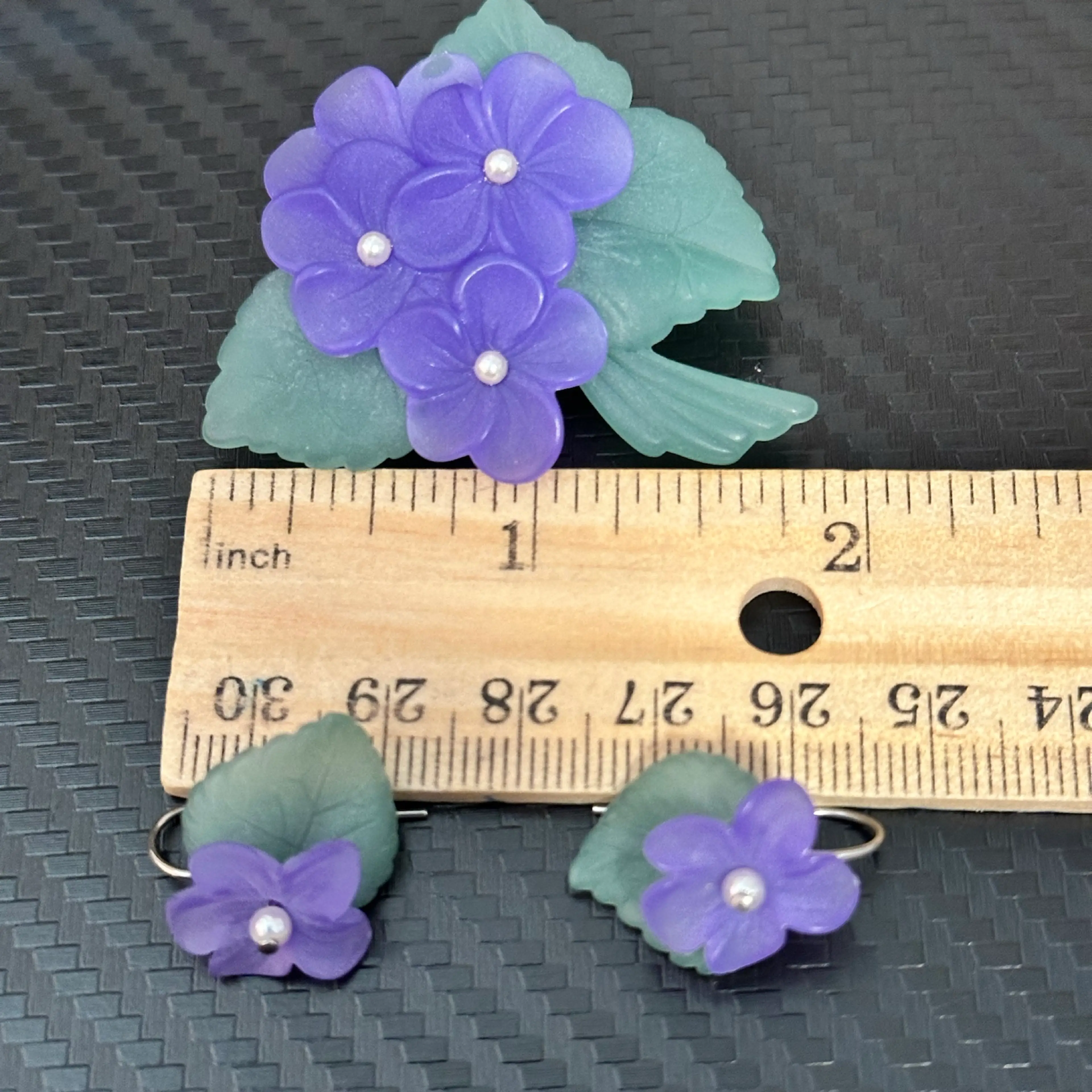 Image 4 of 4