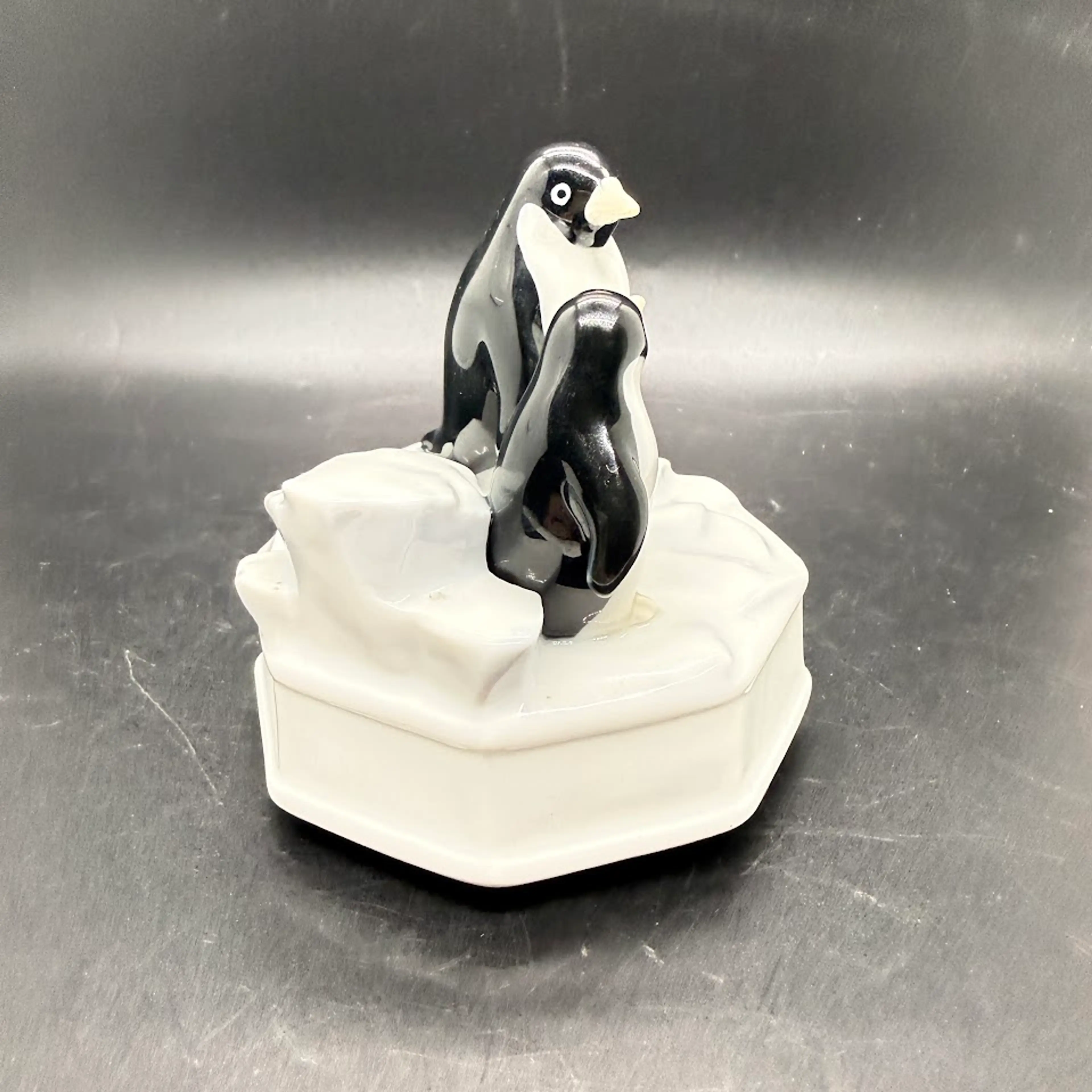 Image 4 of 14