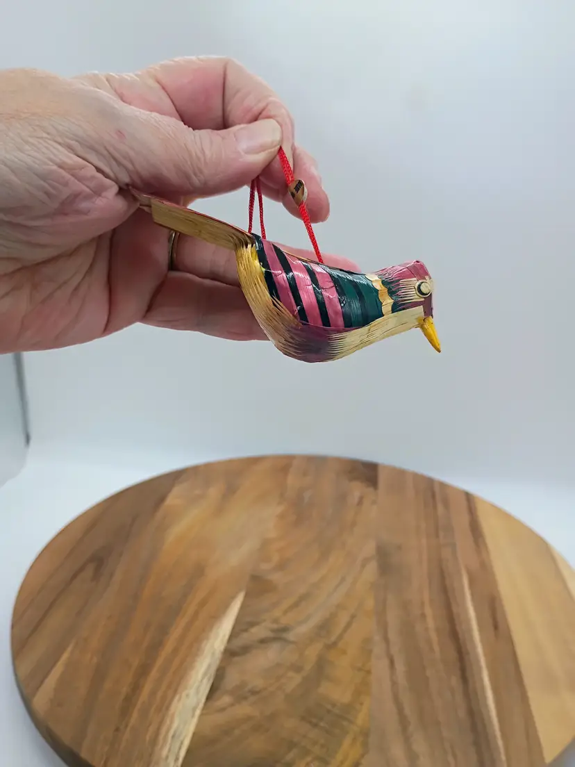 Hand Crafted Chinese Folk Art Lacquared Wheat Straw Bird Ornament.