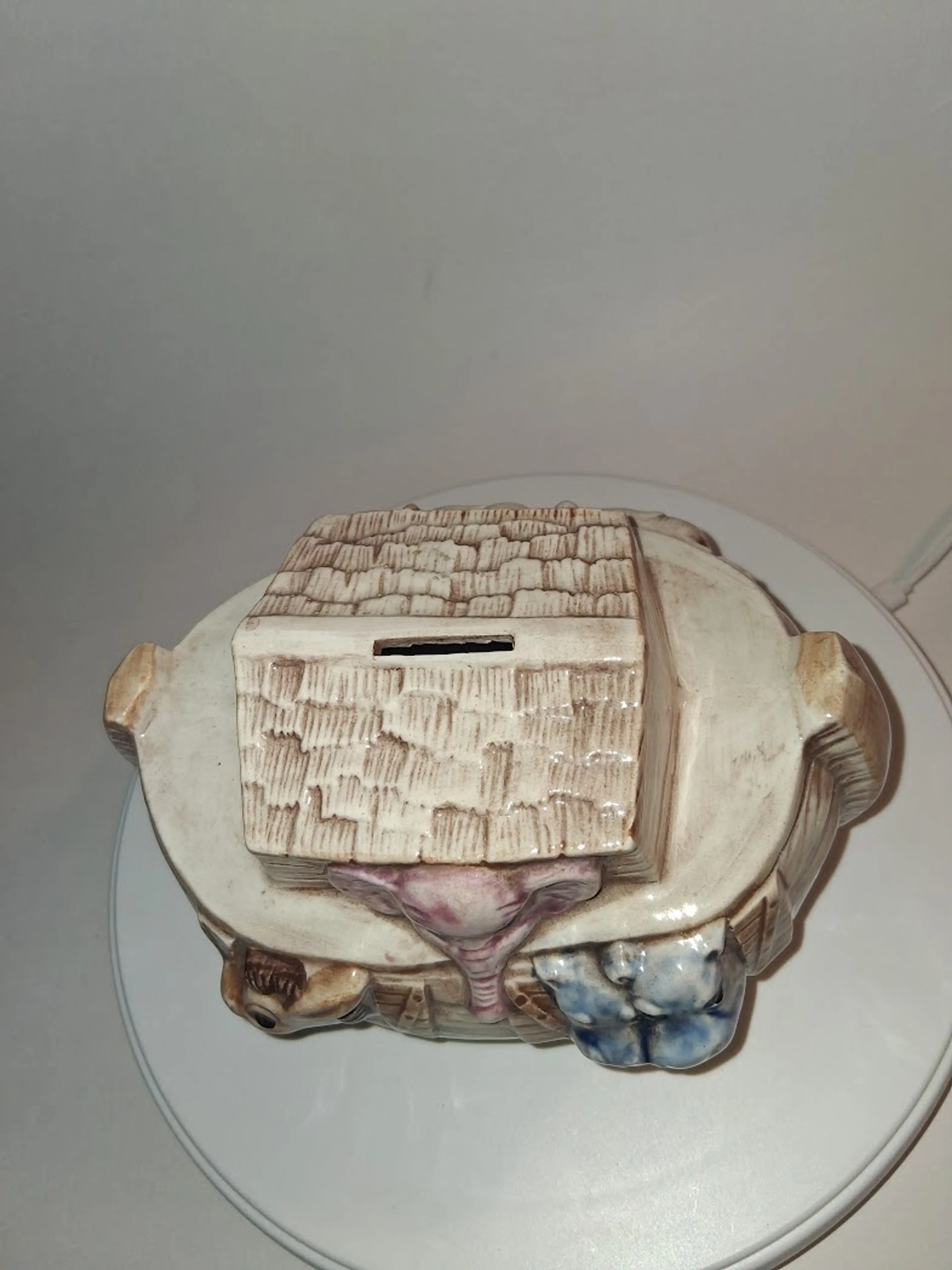 Image 2 of 6
