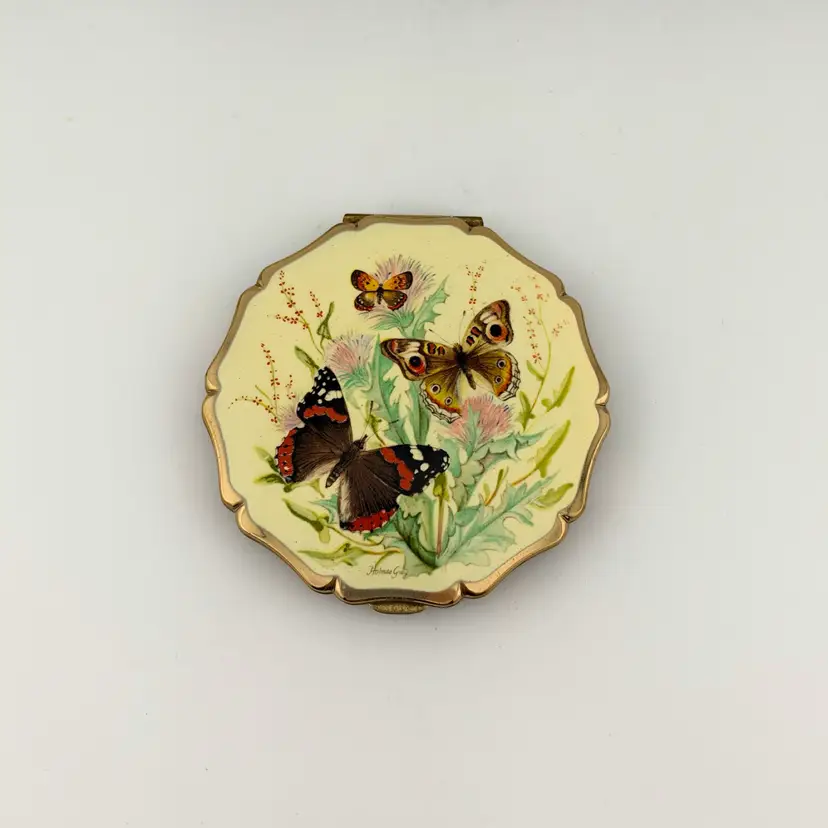 Stratton England Holmes Gray Gold Tone Butterfly Compact 3.25”x 3.25”