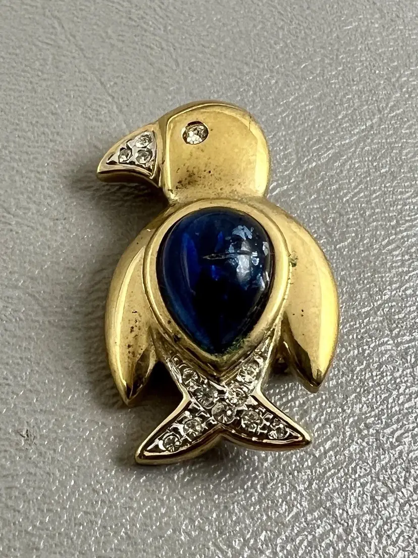 Vintage Gold Tone Bird Brooch Pin Blue Cabochon Rhinestone Accents 1.5"