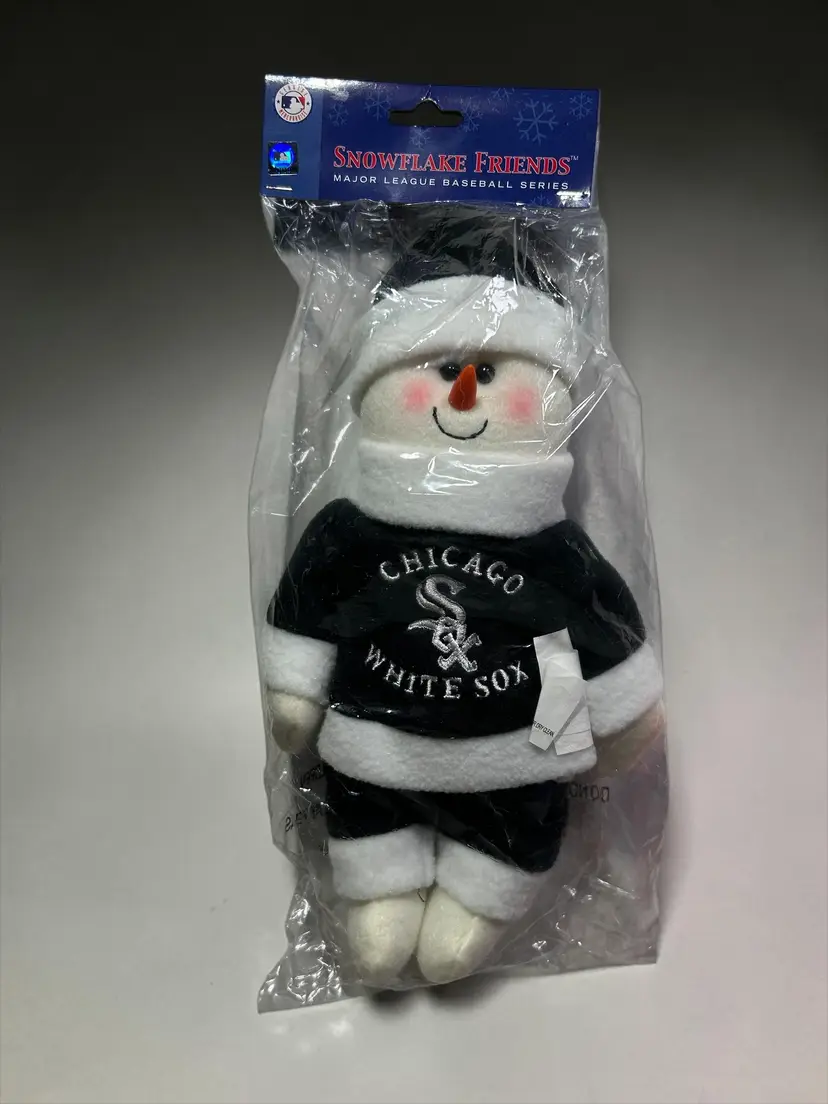 MLB 10" Snowflake Friends Chicago White Sox Snowman Baseball Series New