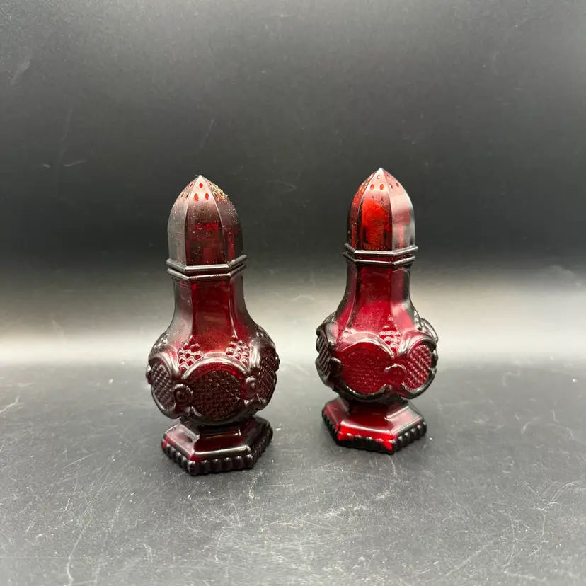Vintage Avon 1876 Cape Cod Collection Ruby Red Pressed Glass Salt And Pepper Shakers