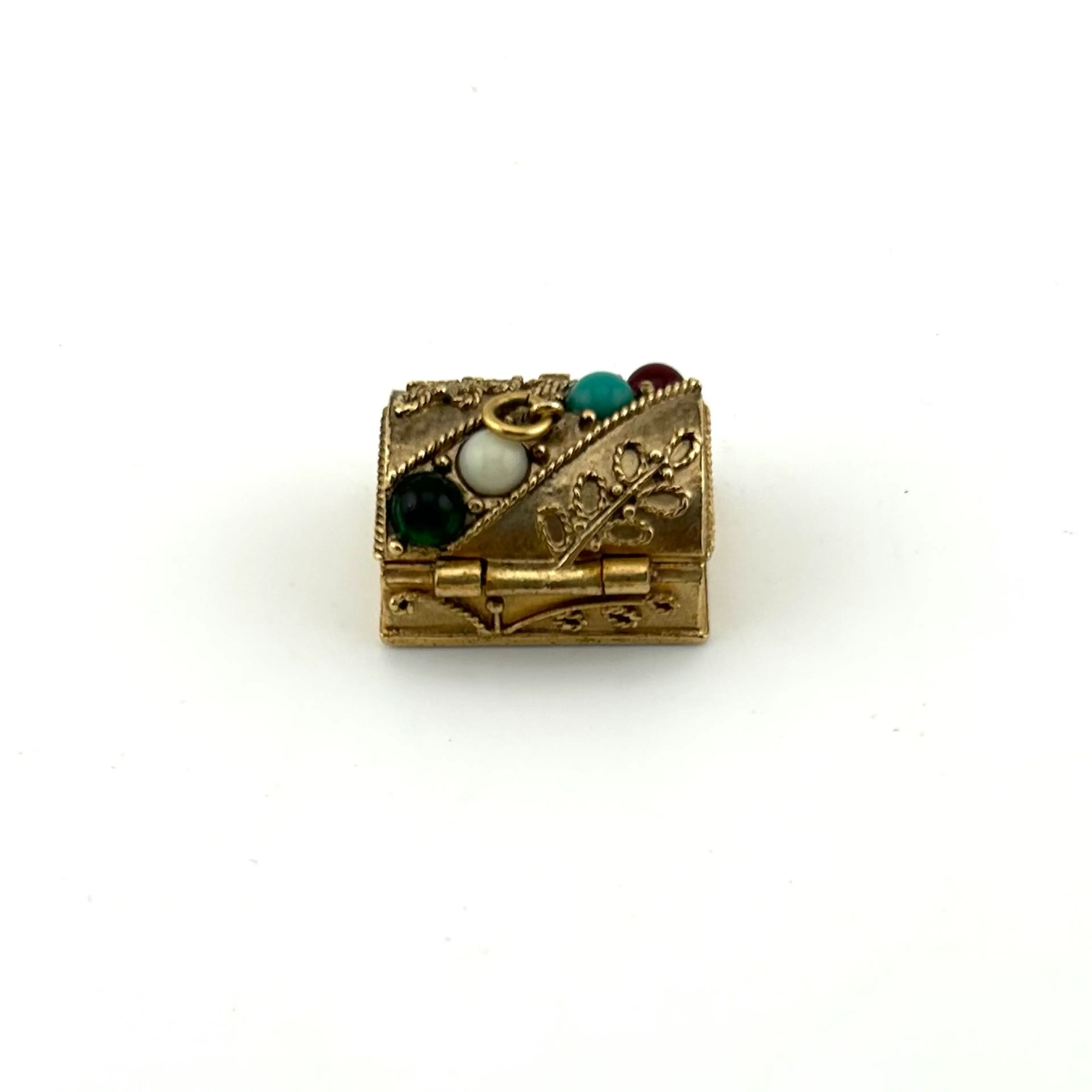 Image 2 of 6