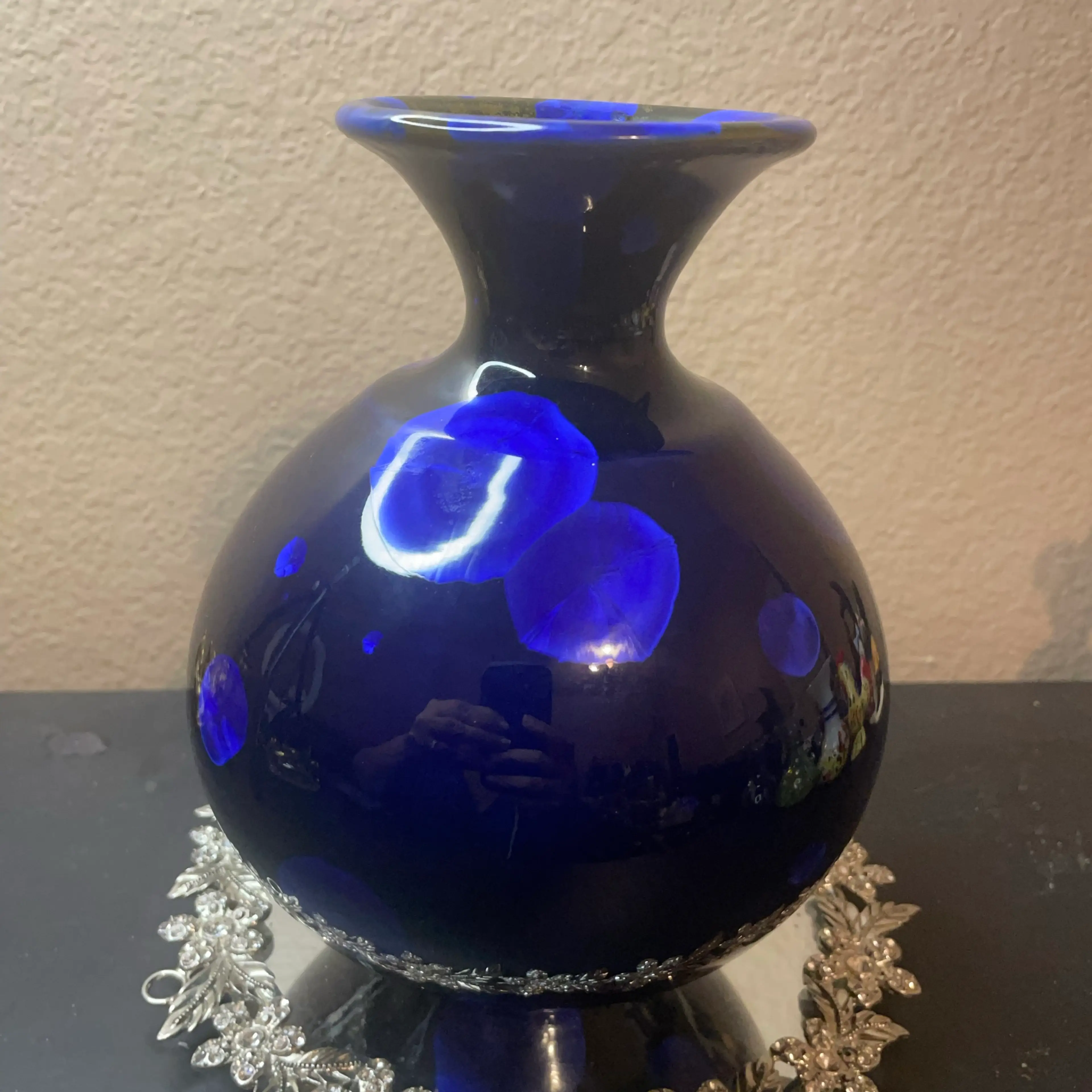 Image 2 of 7