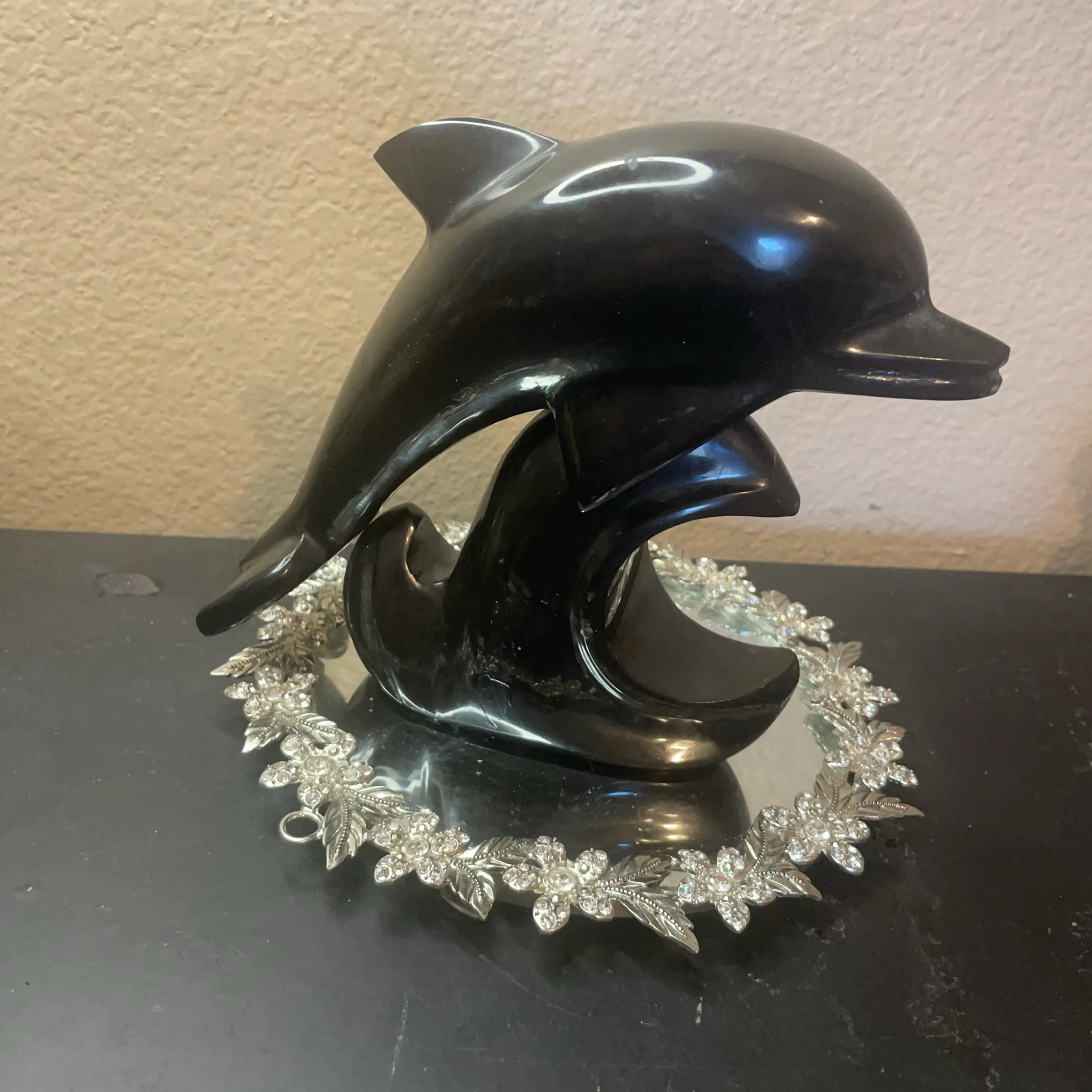 Image 2 of 4