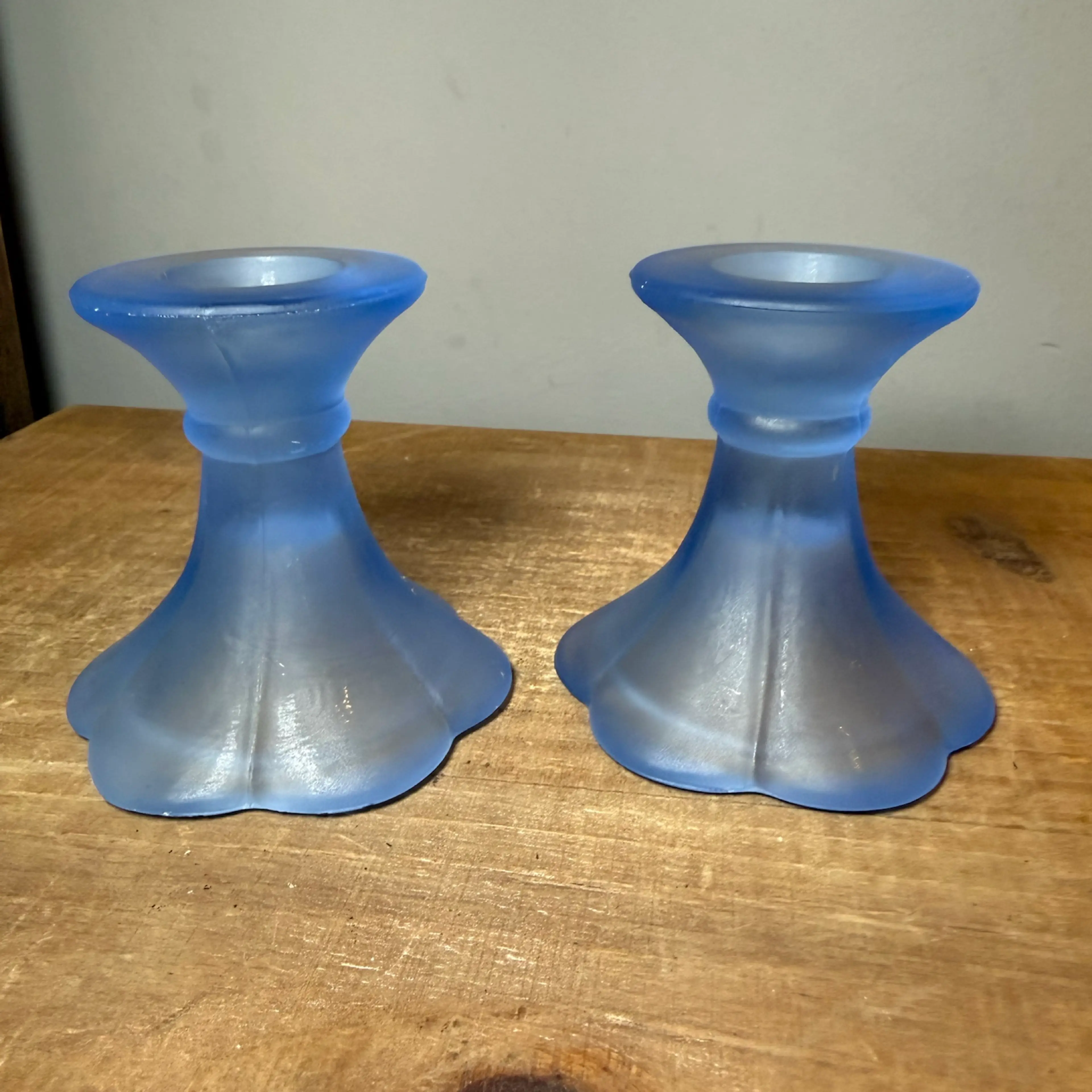 Image 2 of 3
