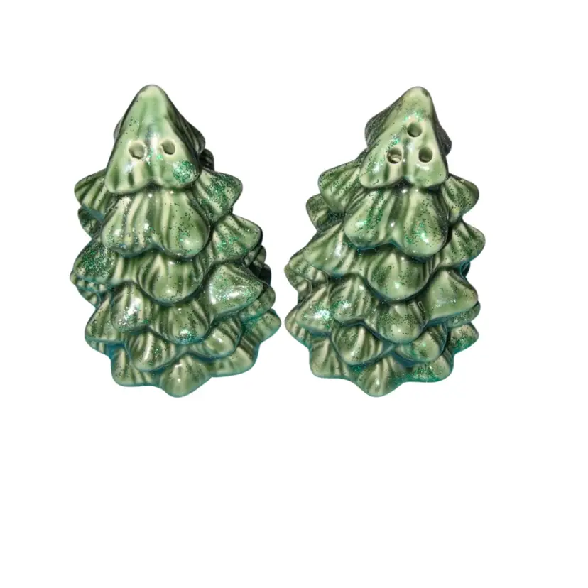 Christmas Tree Salt And Pepper Shakers 3 Inches Tall