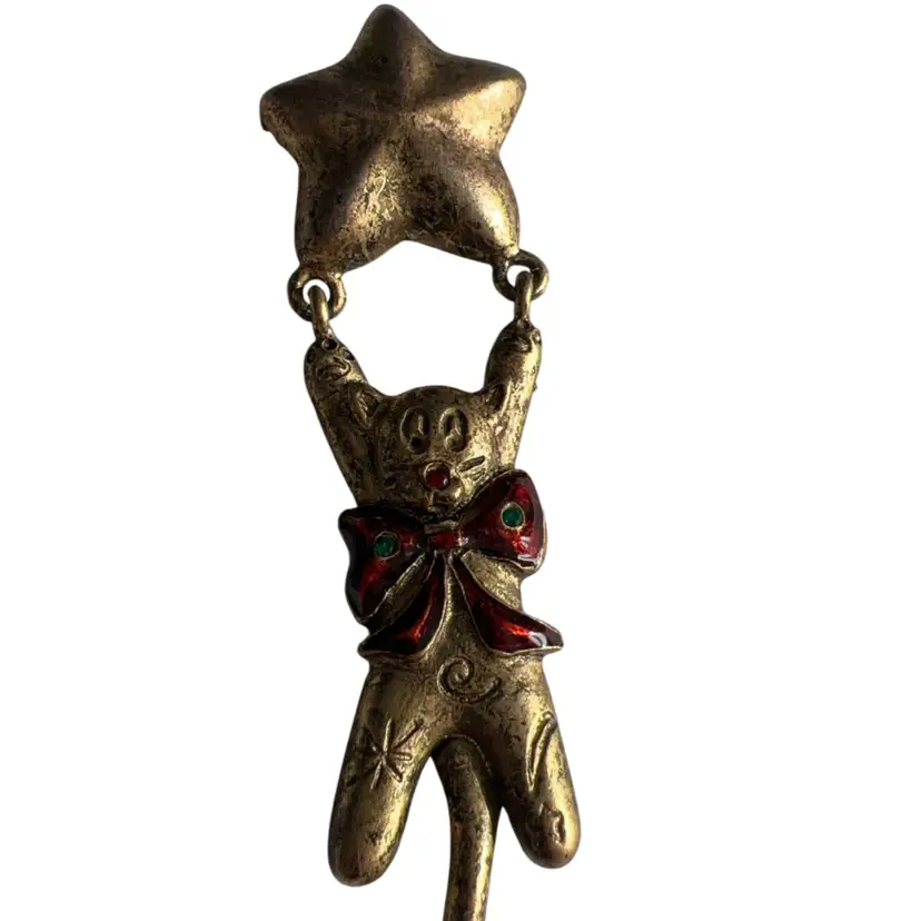 Gold Tone Christmas Cat Hanging From A Star 2” Red And Green Enamel Bow