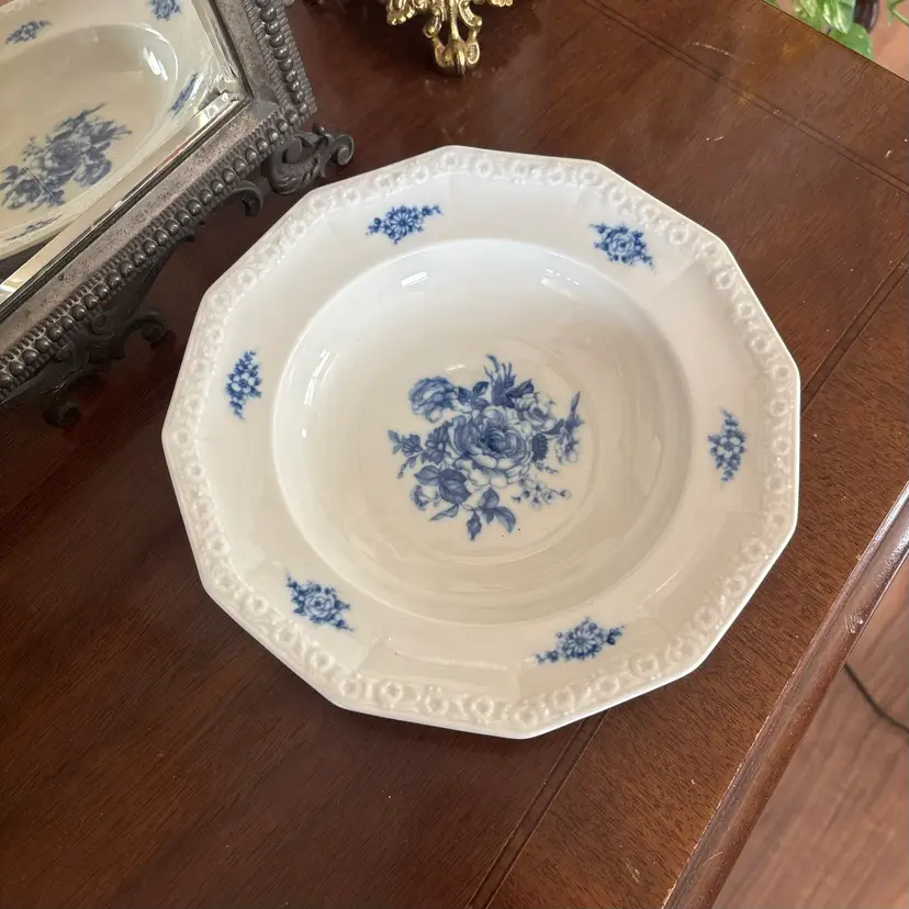 🐇Vintage Rosenthal Germany Blue & White Rose Floral Bowl