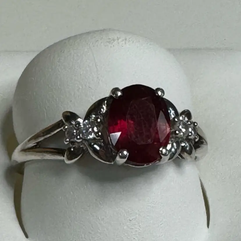 Size 8 Ruby Sterling Silver Tested 925 Ring With Clear Crystal Rhinestones.