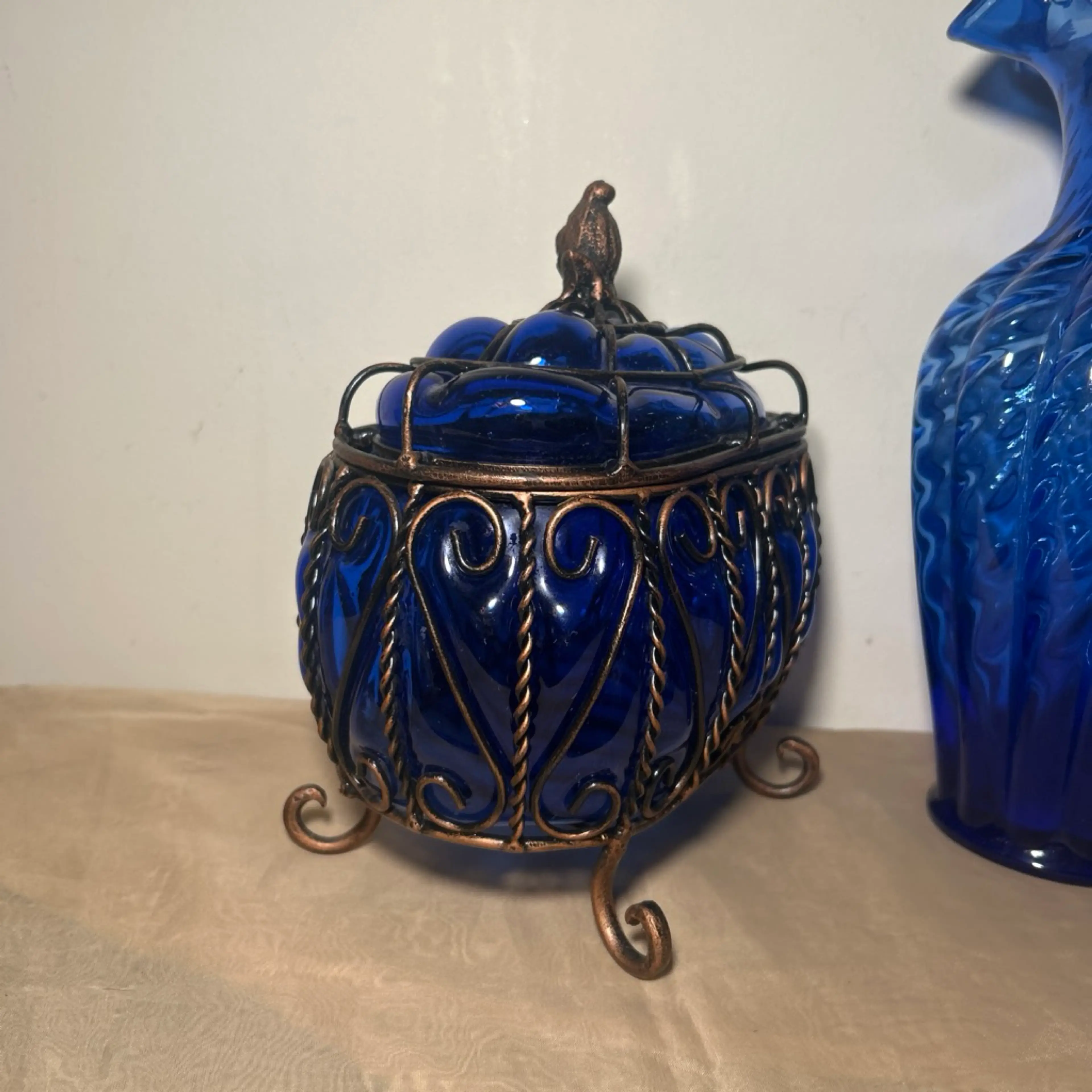 Image 3 of 6