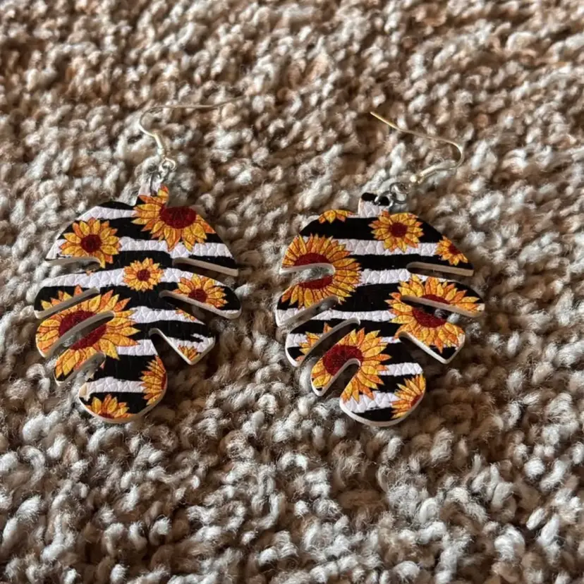 Sunflower earrings- New