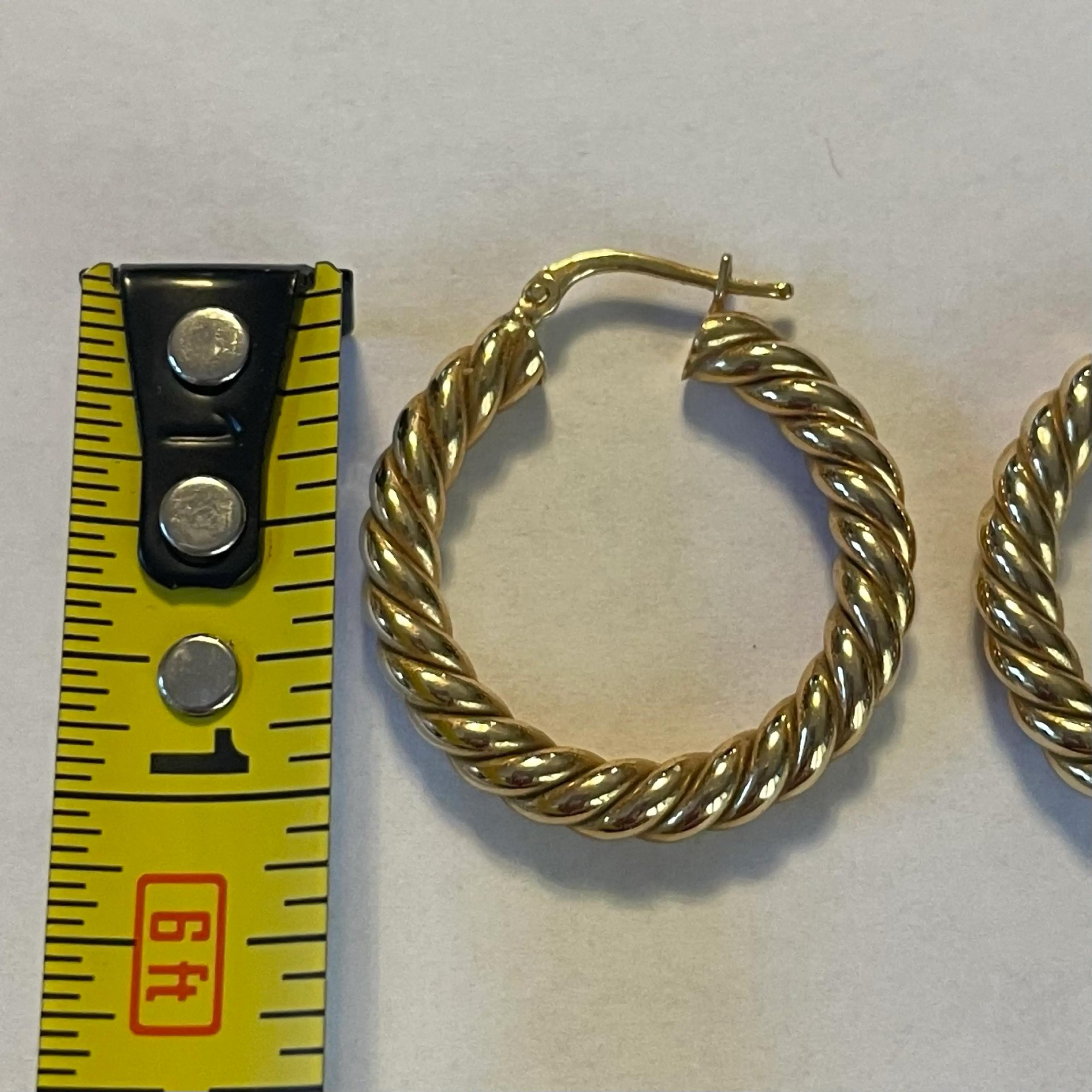 Image 4 of 4