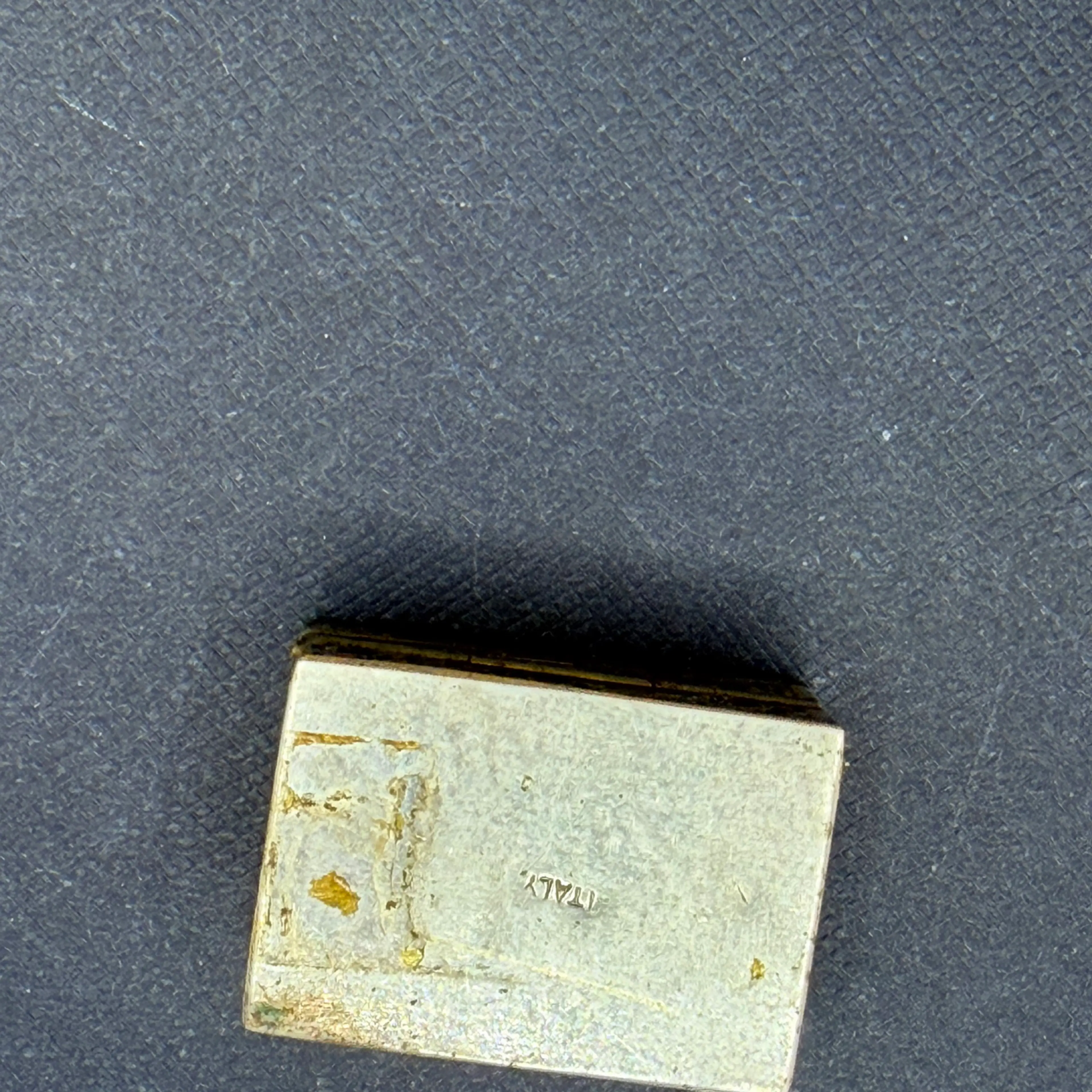 Image 4 of 4