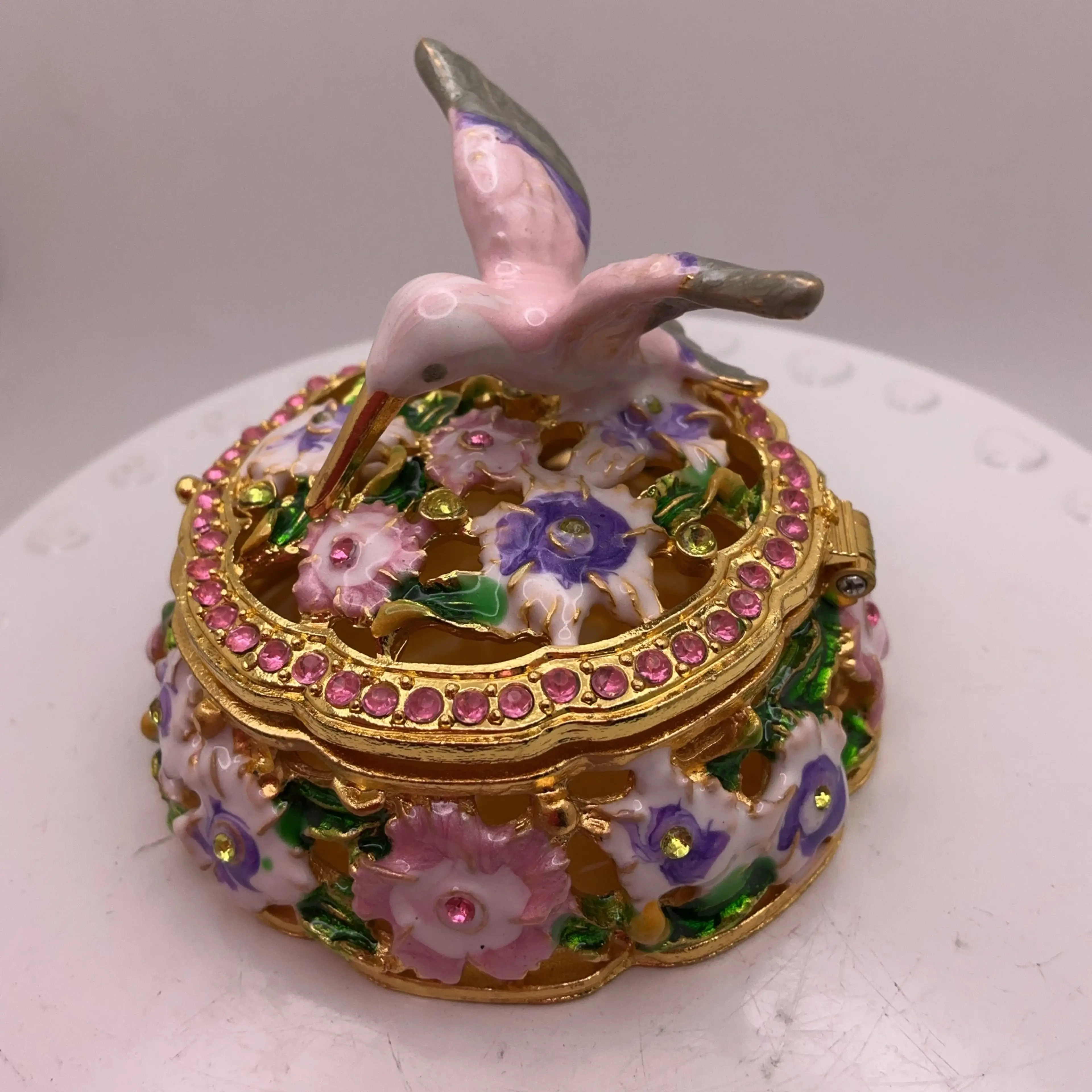 Image 1 of 5