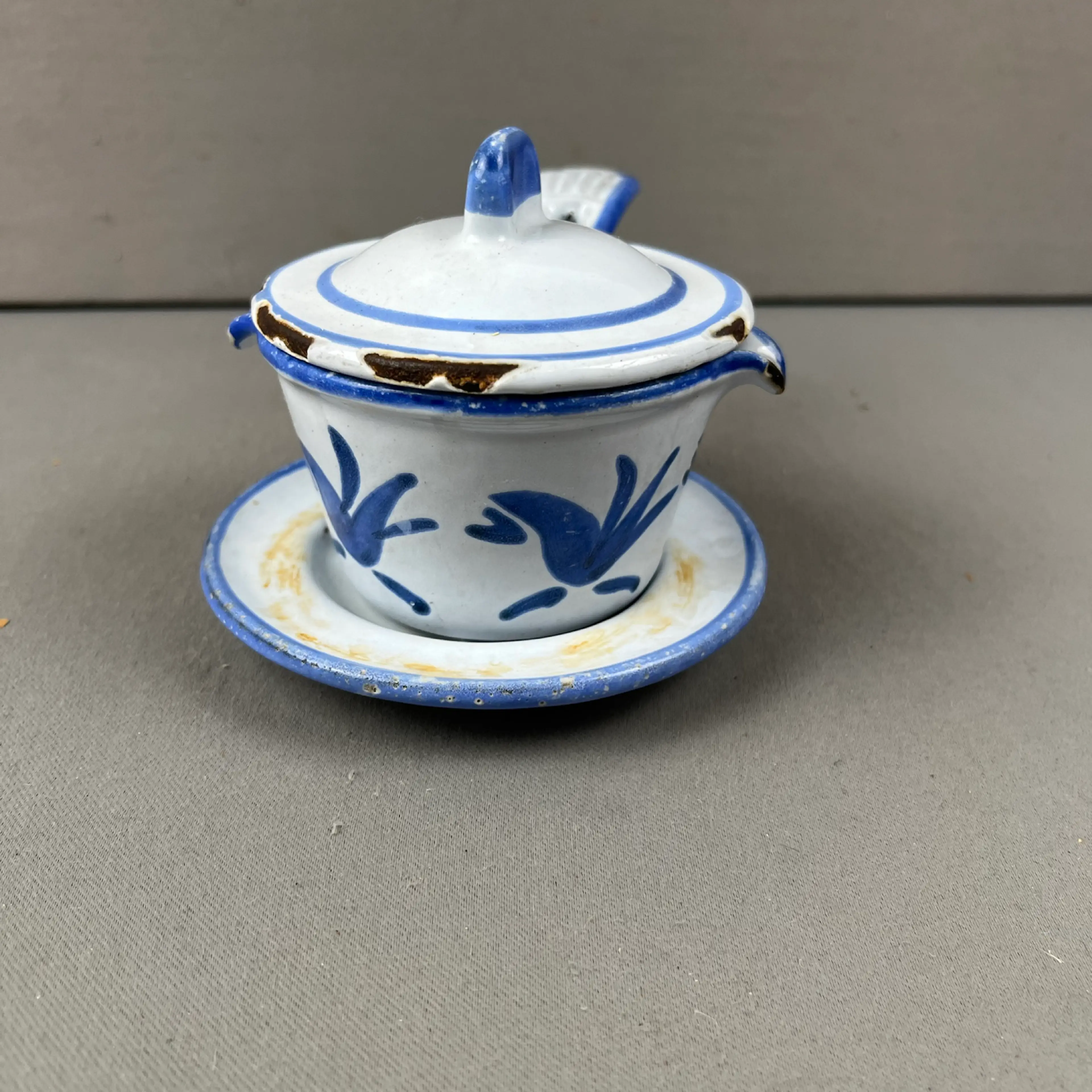 Image 2 of 14