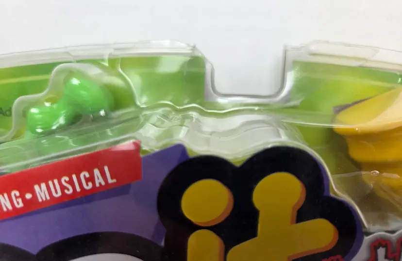 Bop It Extreme 2 Electronic Game Still in Package - Top of Package Is Split READ