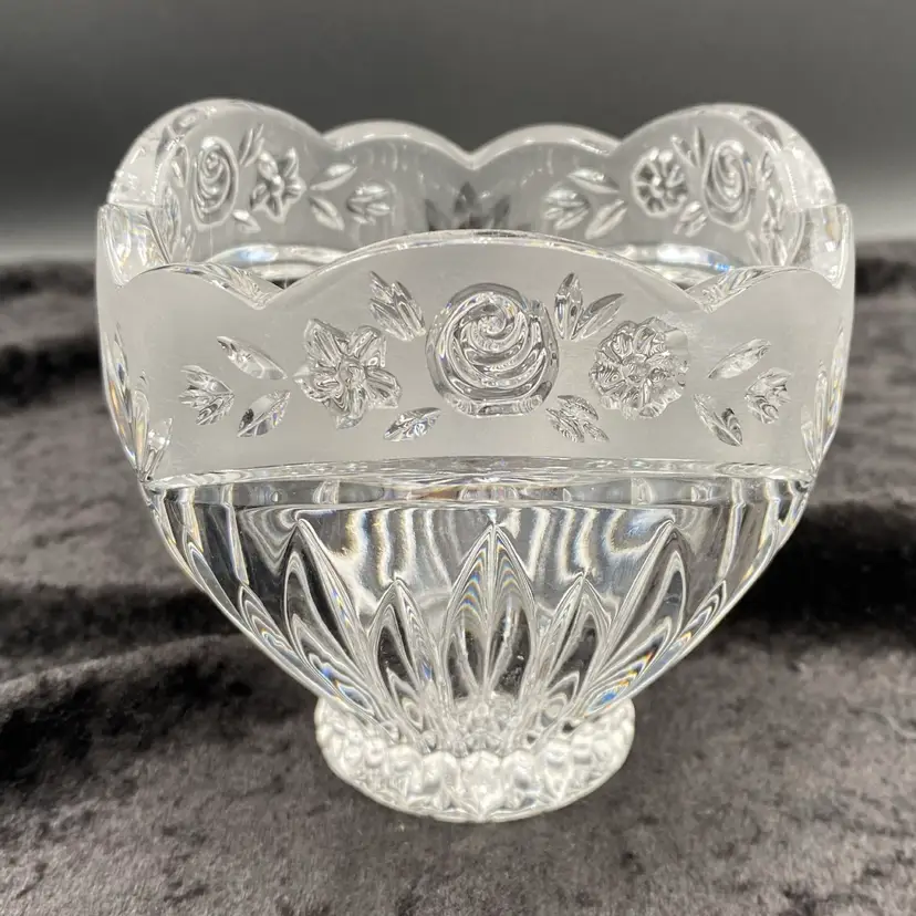 Vintage Oneida (Germany) Crystal Potpourri Bowl, 'Southern Garden', Frosted, 4"
