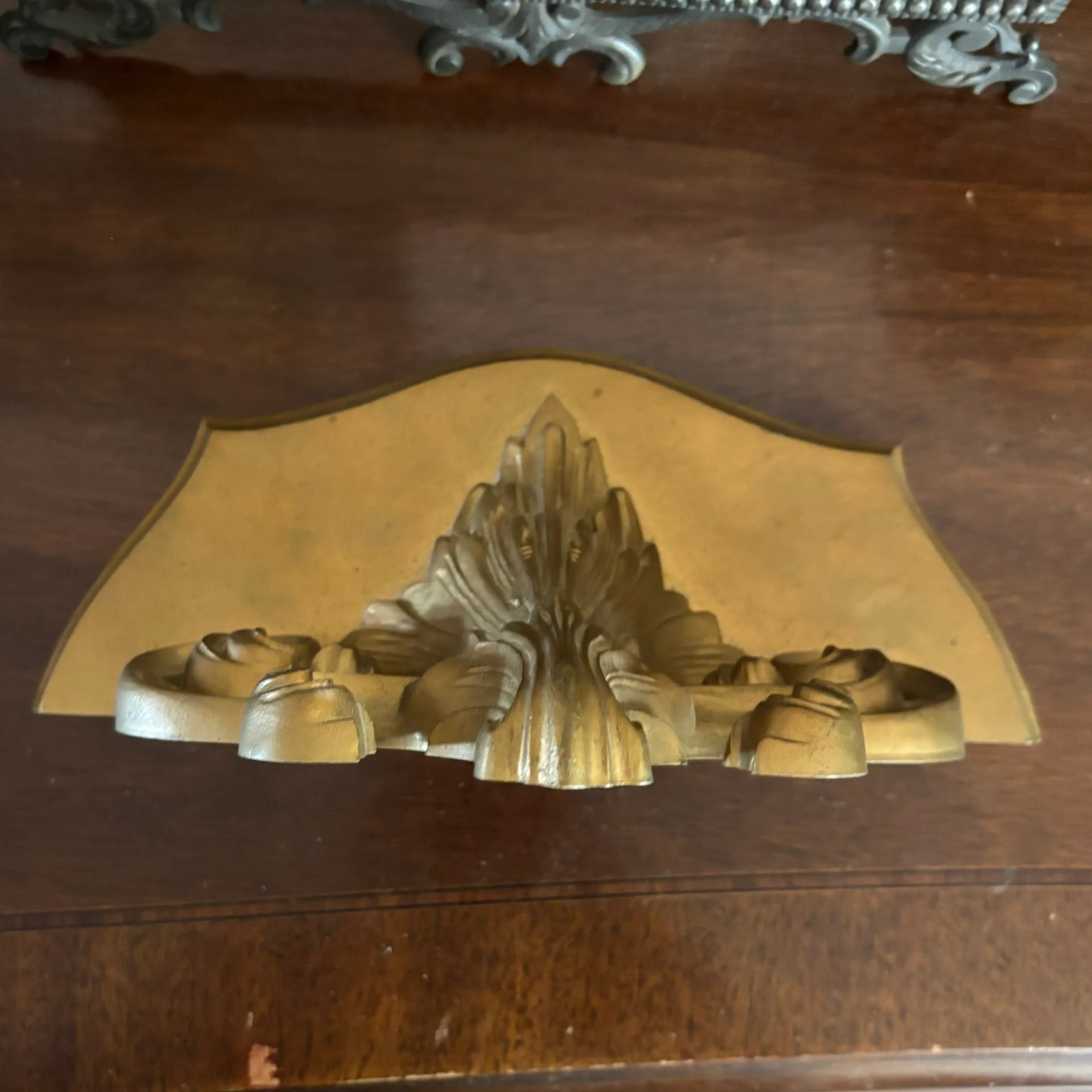 Image 4 of 6