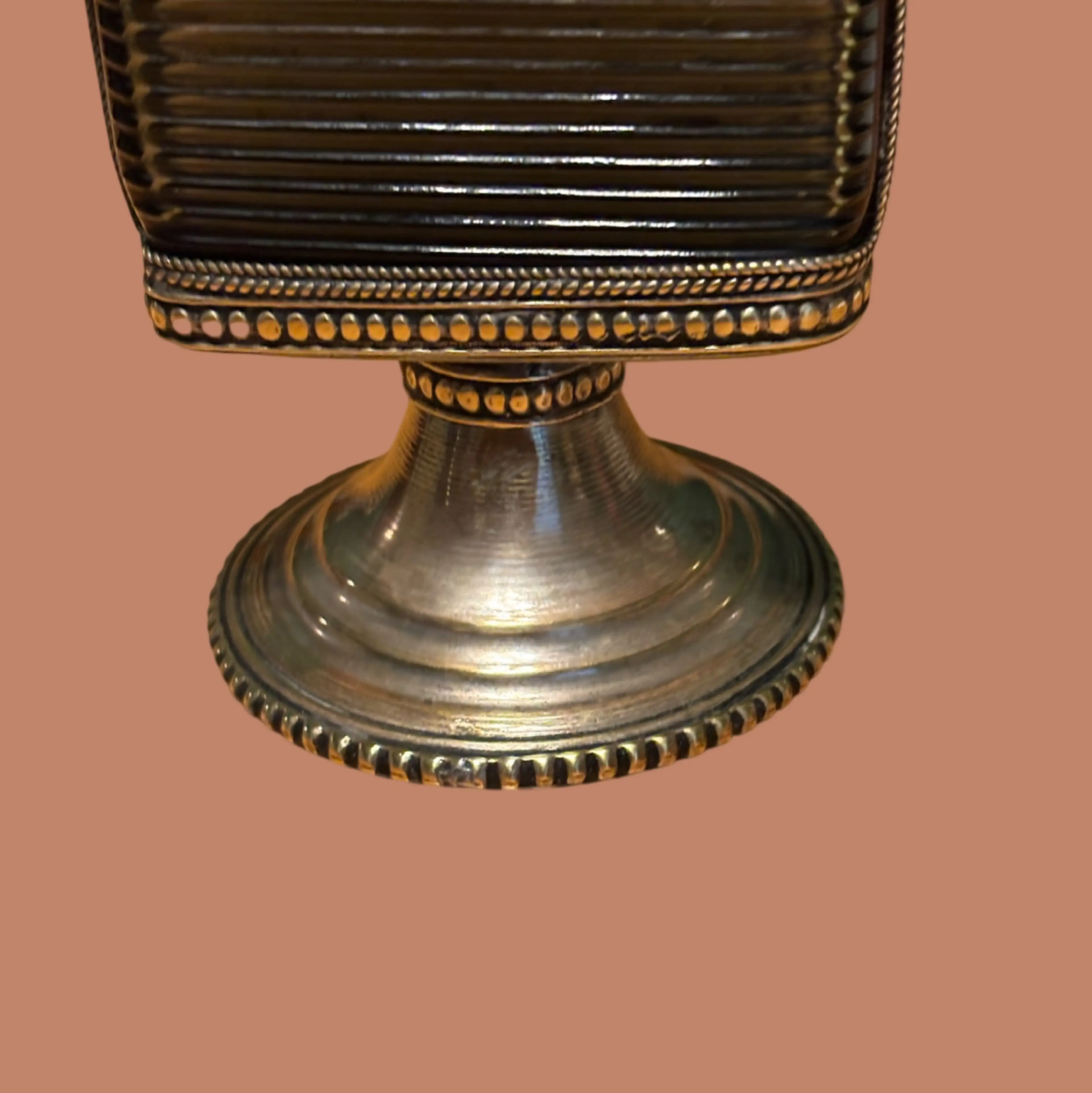 Image 4 of 8