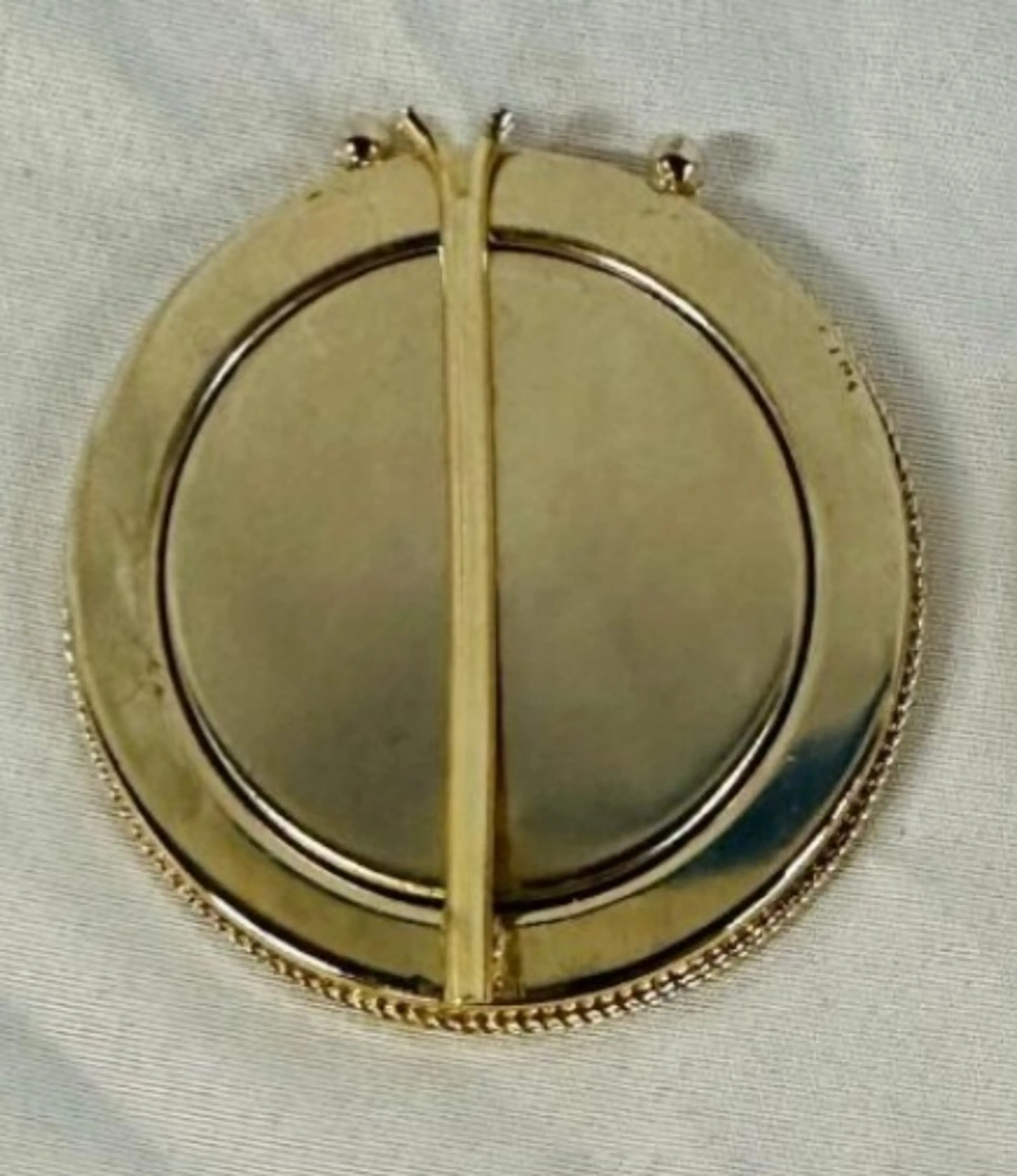 Image 2 of 2