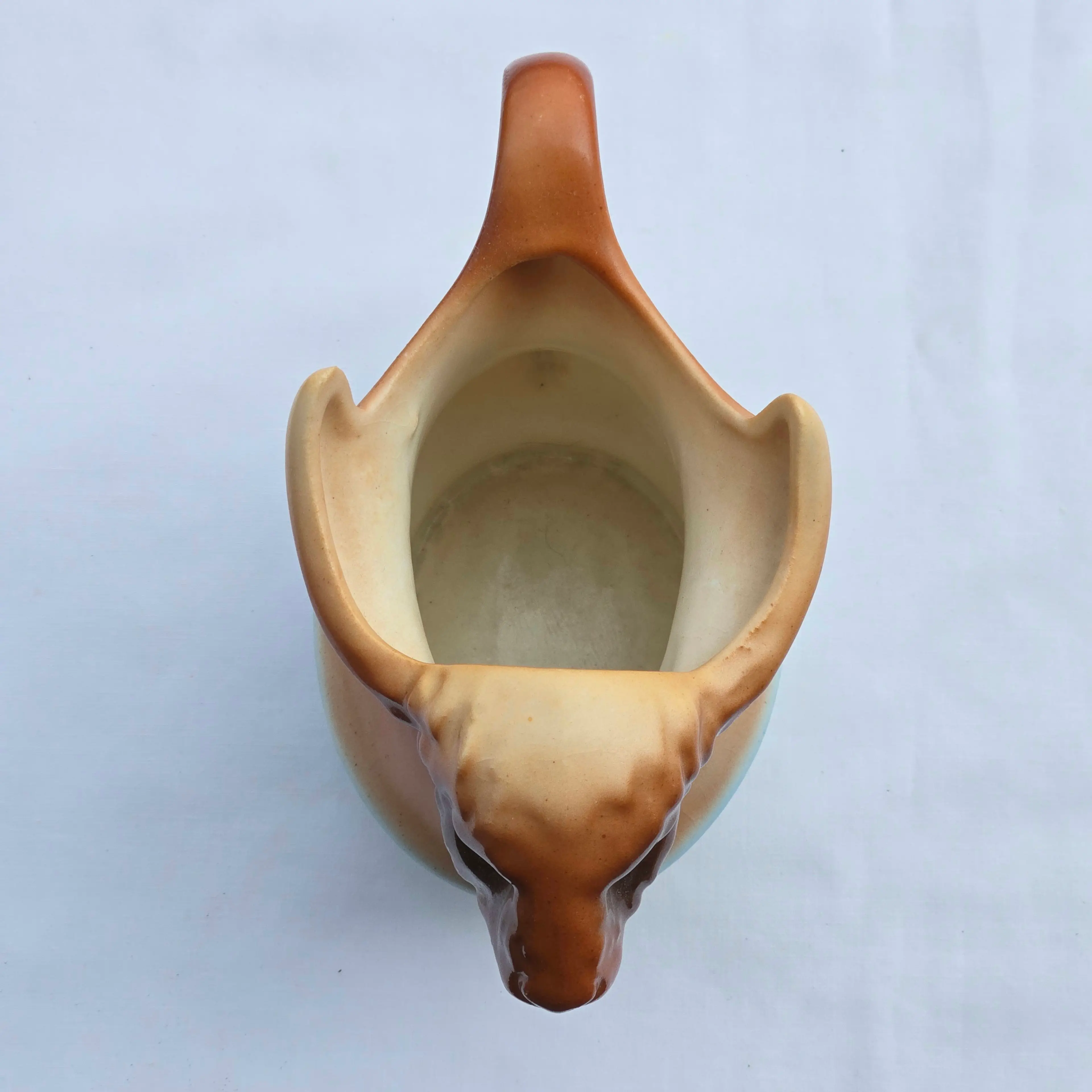 Image 4 of 16