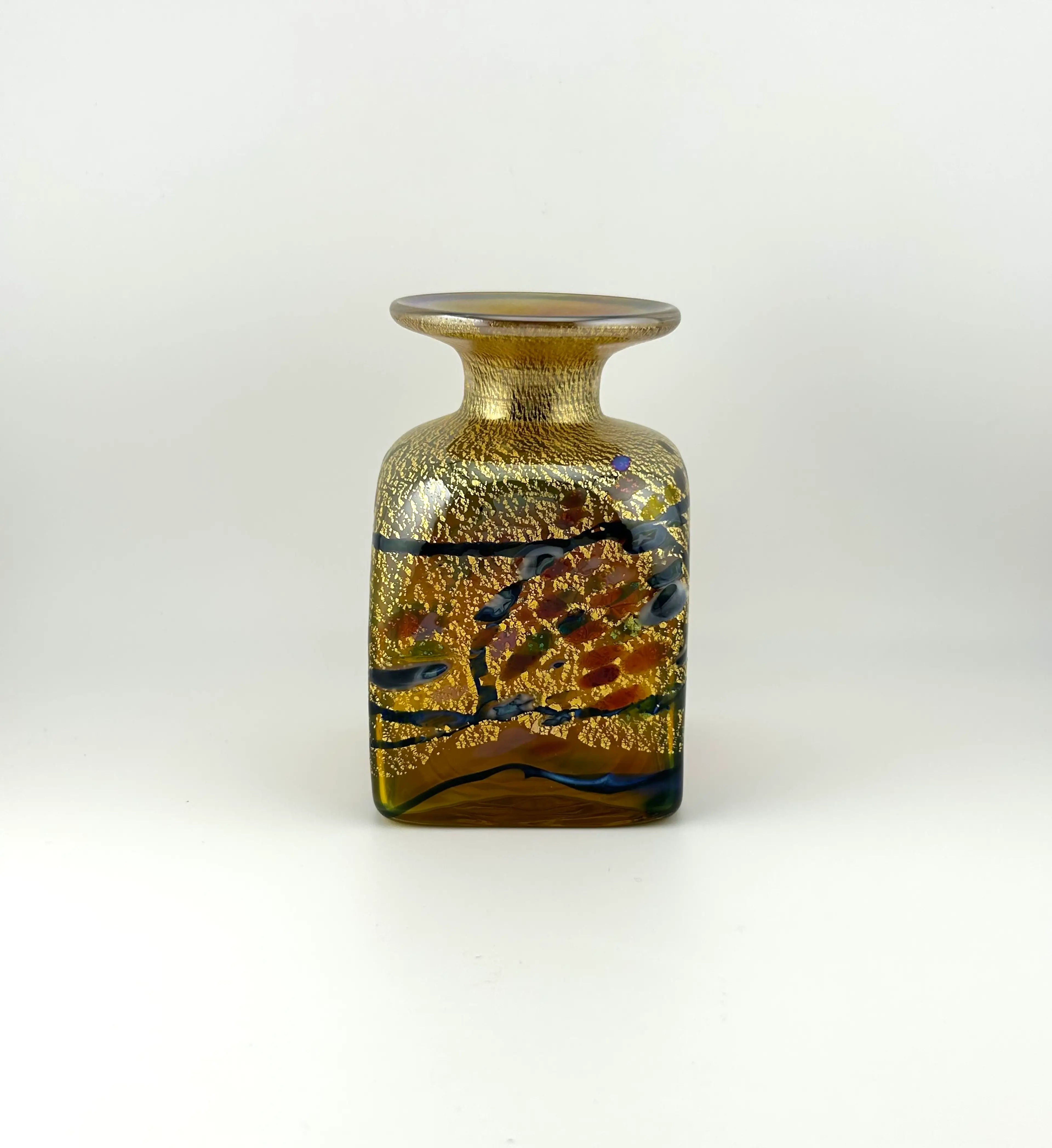 Image 4 of 9