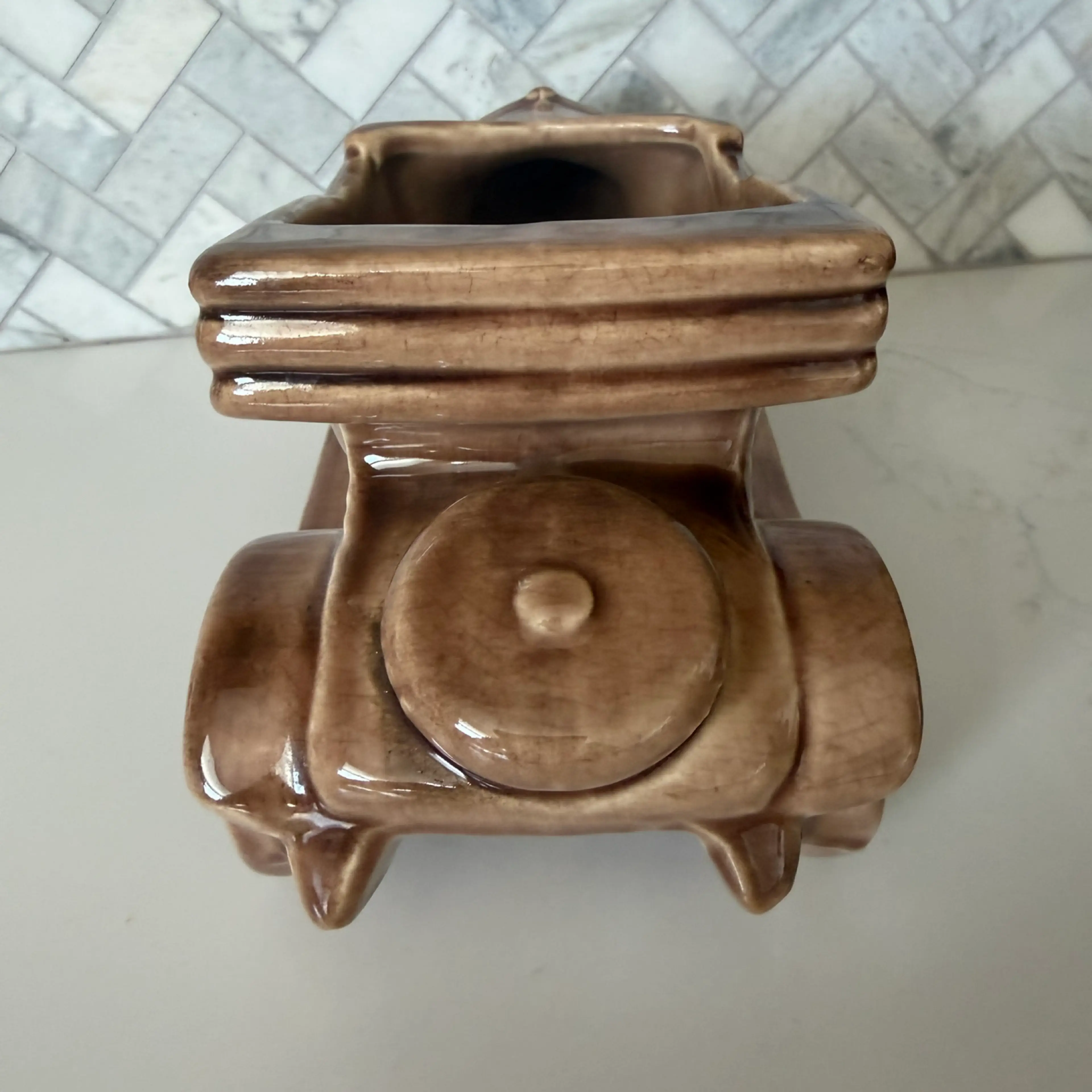 Image 2 of 6