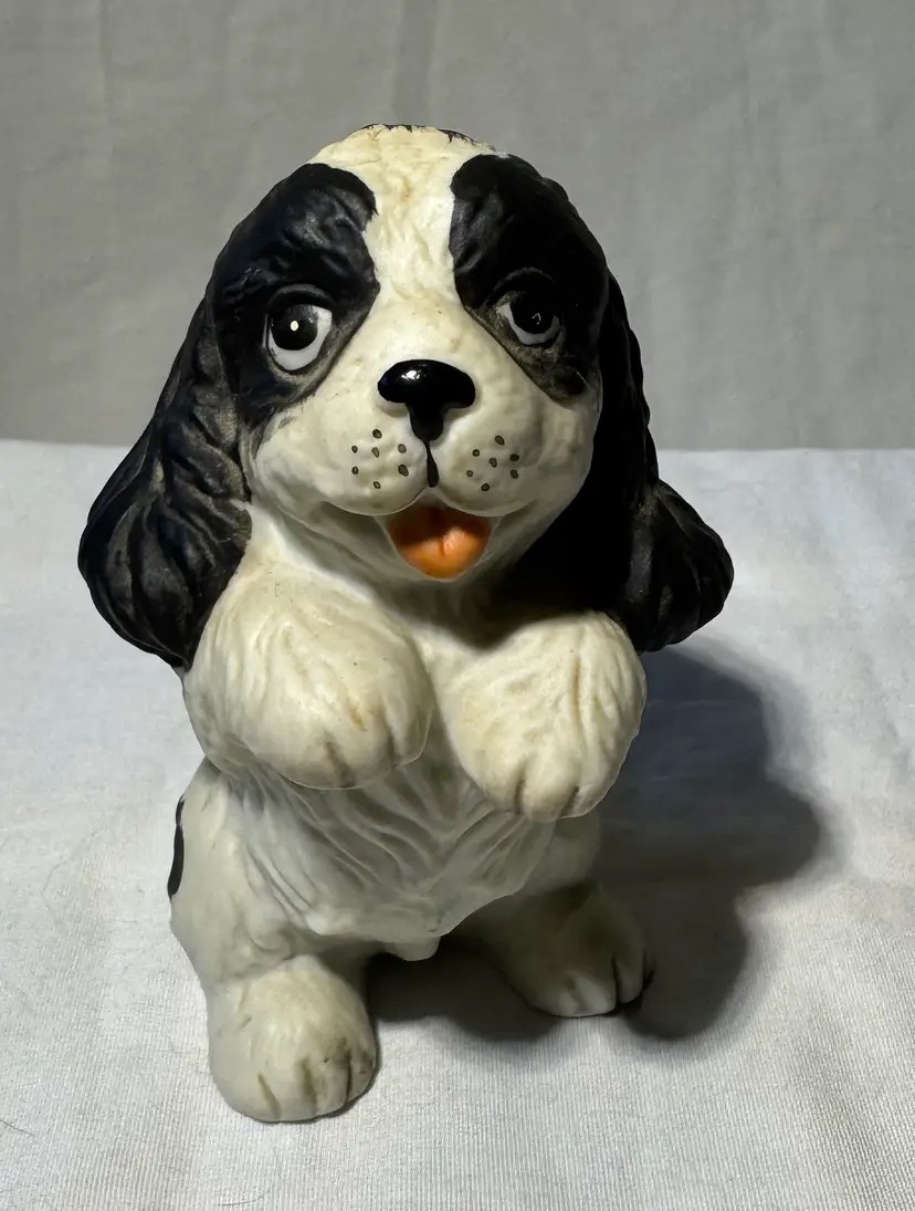 Vintage Homeco Begging cocker spaniel, model 1427