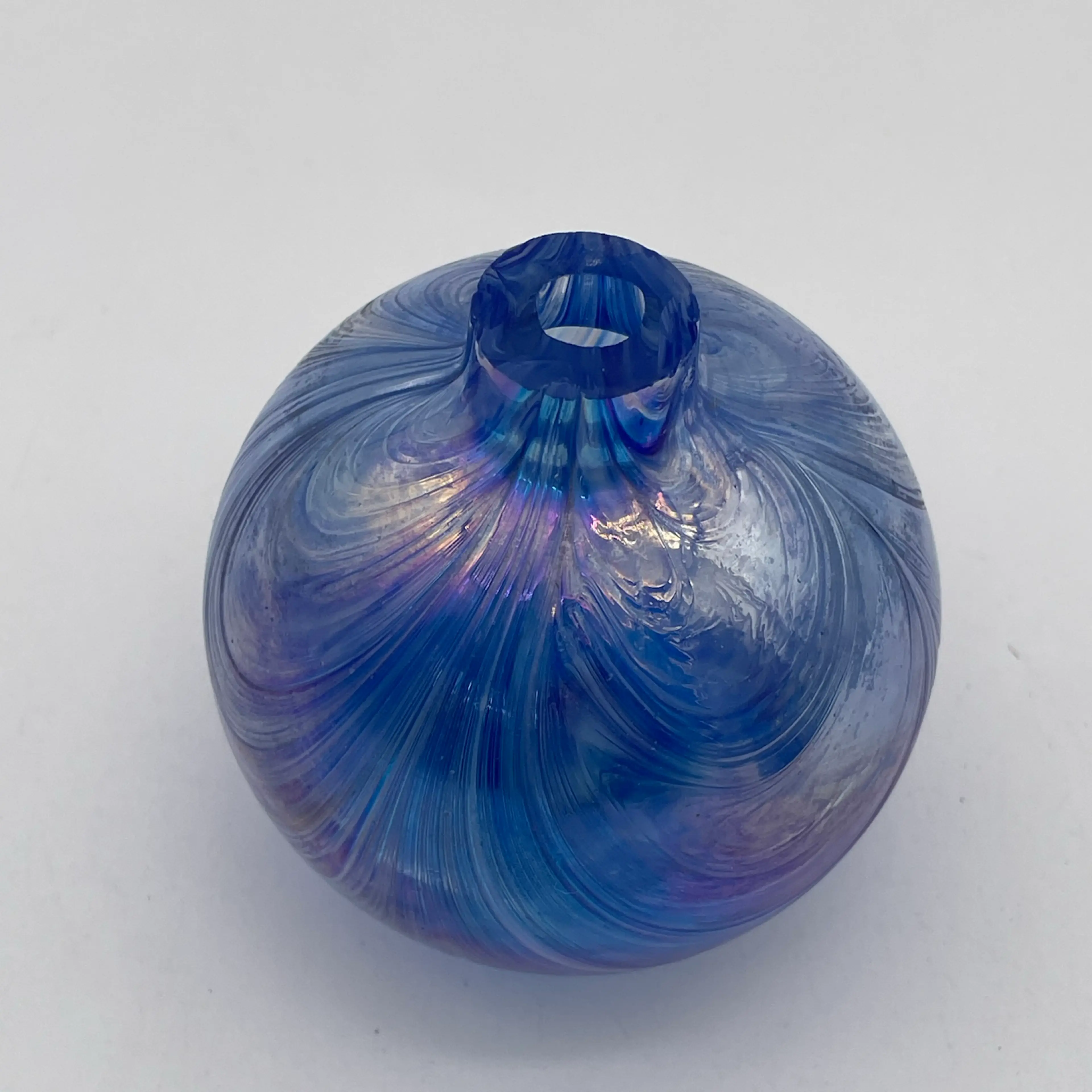 Image 2 of 8