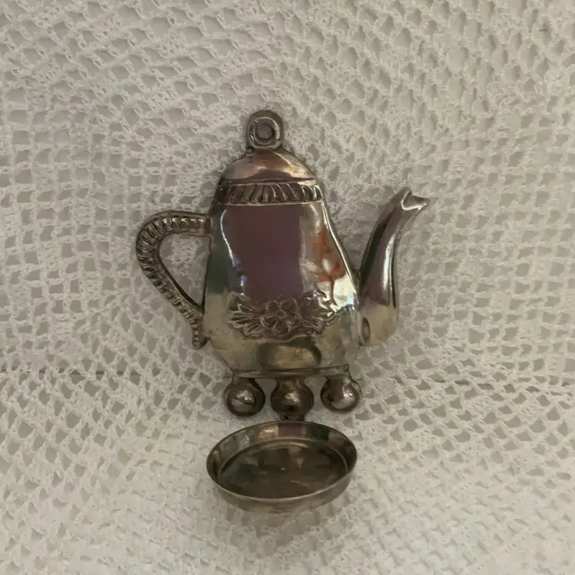 Teapot Tea Light Sconce