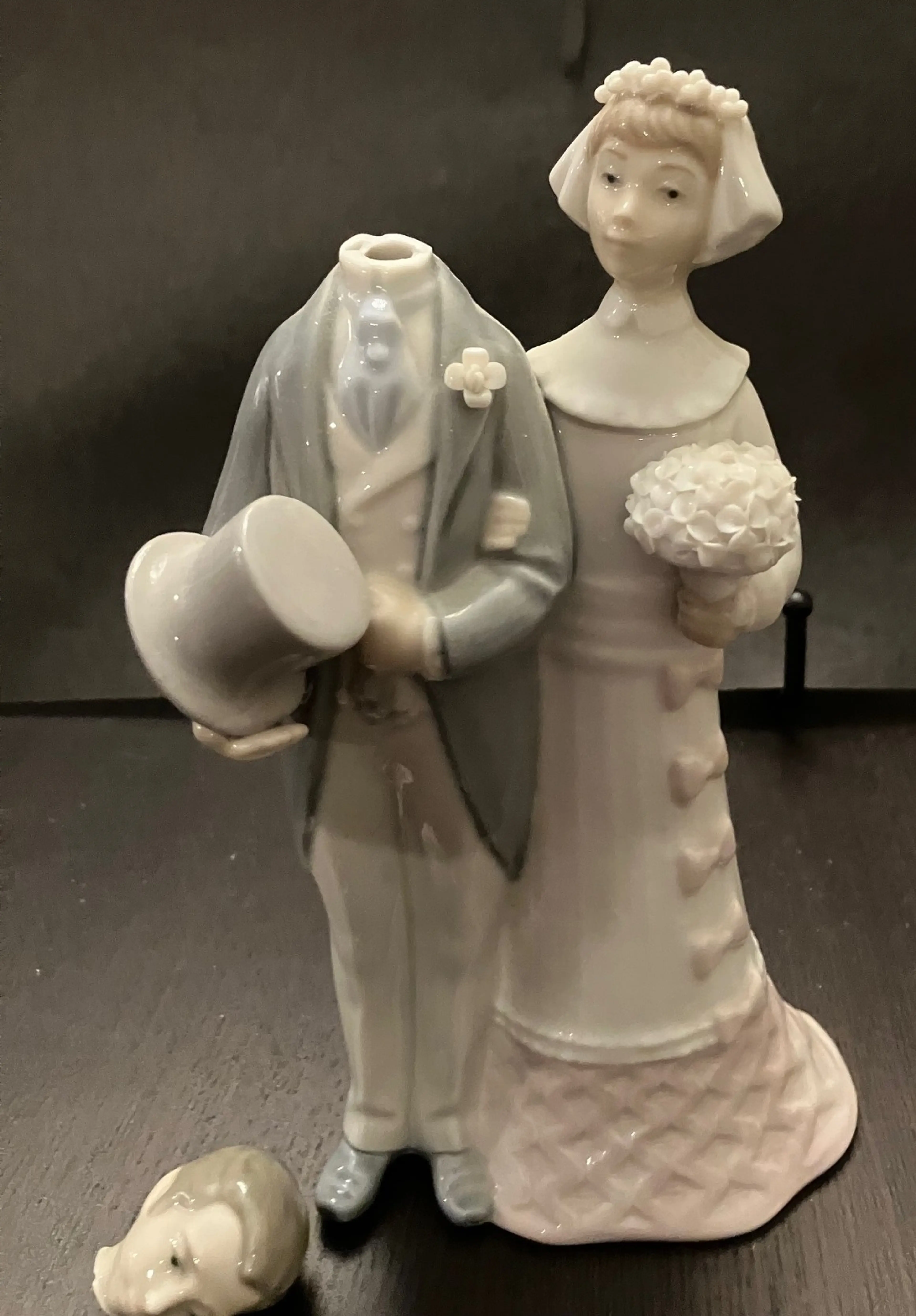 Image 2 of 12
