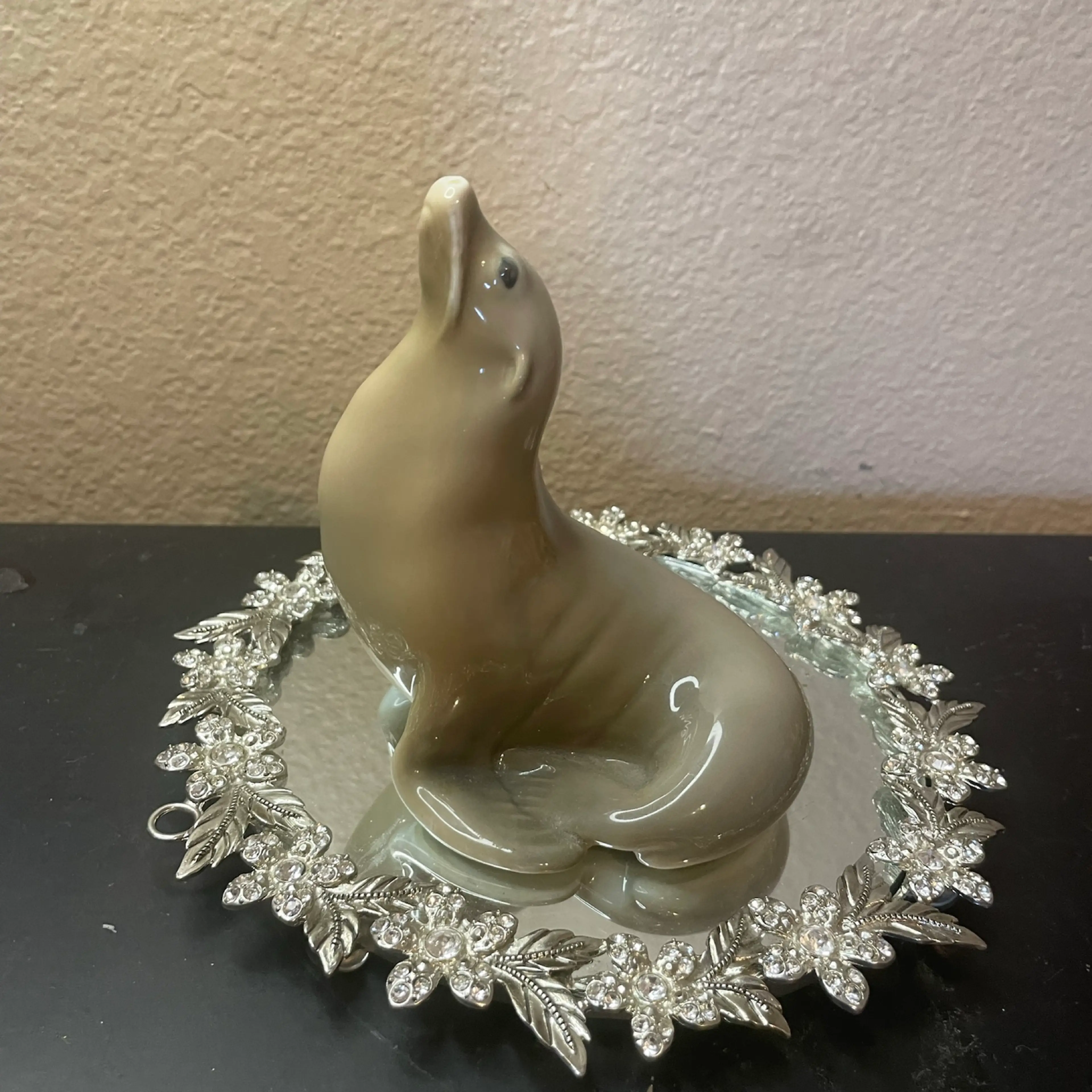 Image 3 of 4