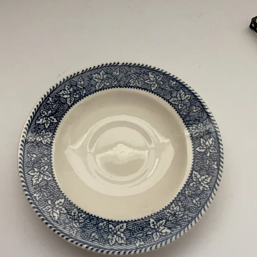 Blue & White Leaves Saucer