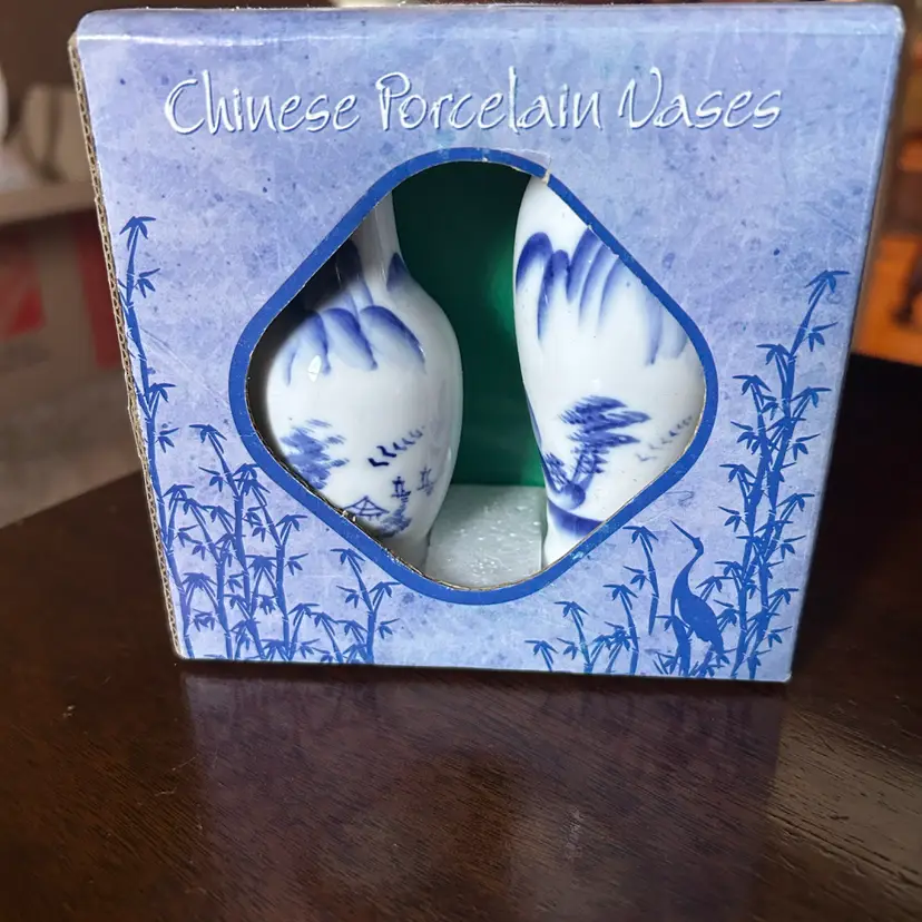 2 New In The Box Bud Vases Blue And White