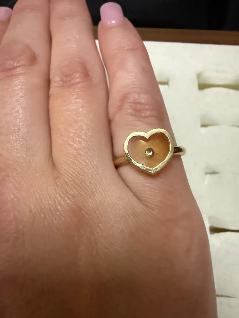 Vintage Heart-Shaped Gold Ring size 5