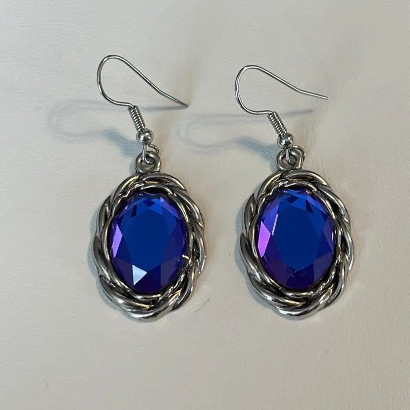 01 Purple Blue AB Aurora Borealis Glass Silvertone 1.5” Dangle Earrings
