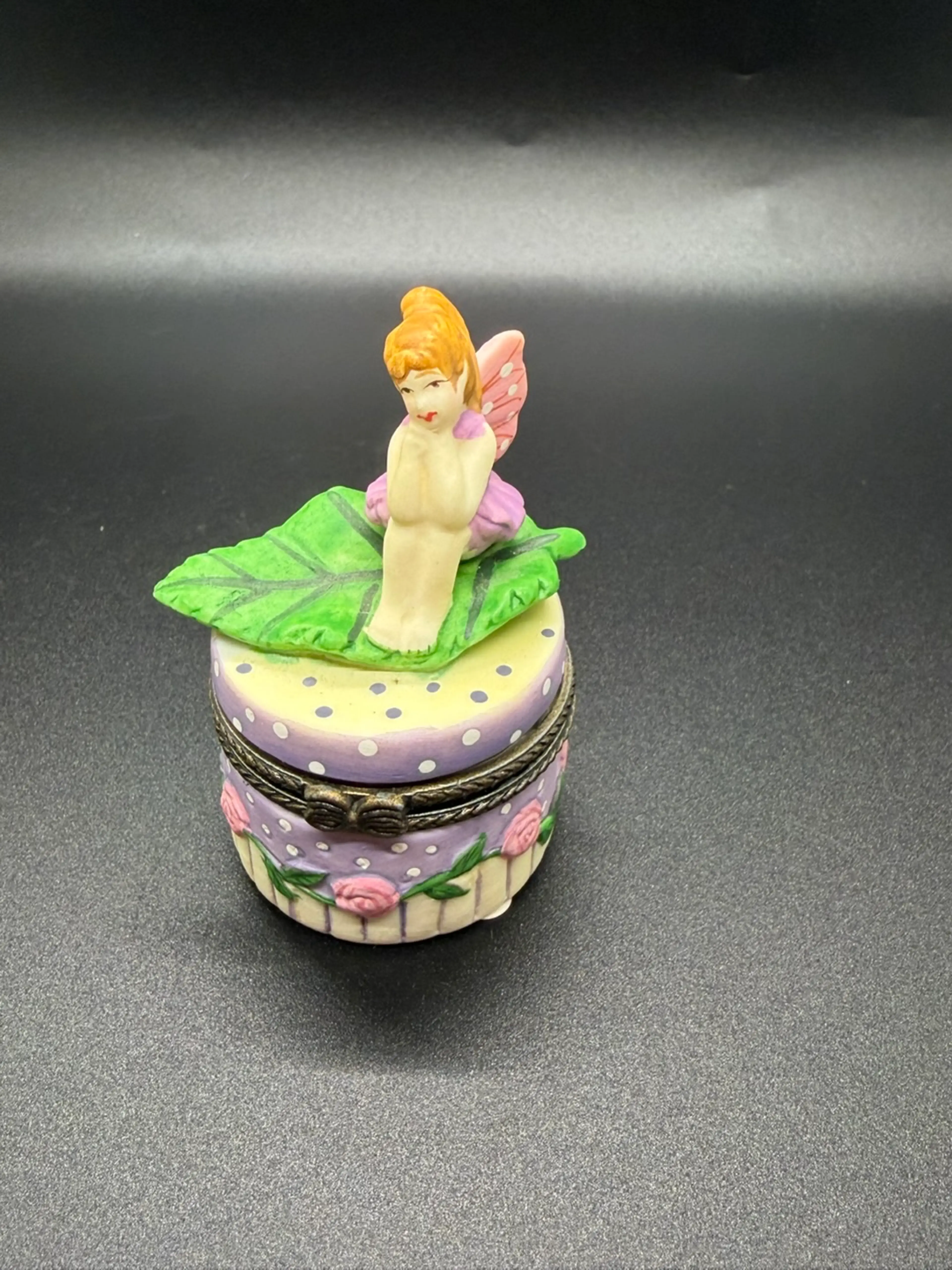 Image 2 of 7