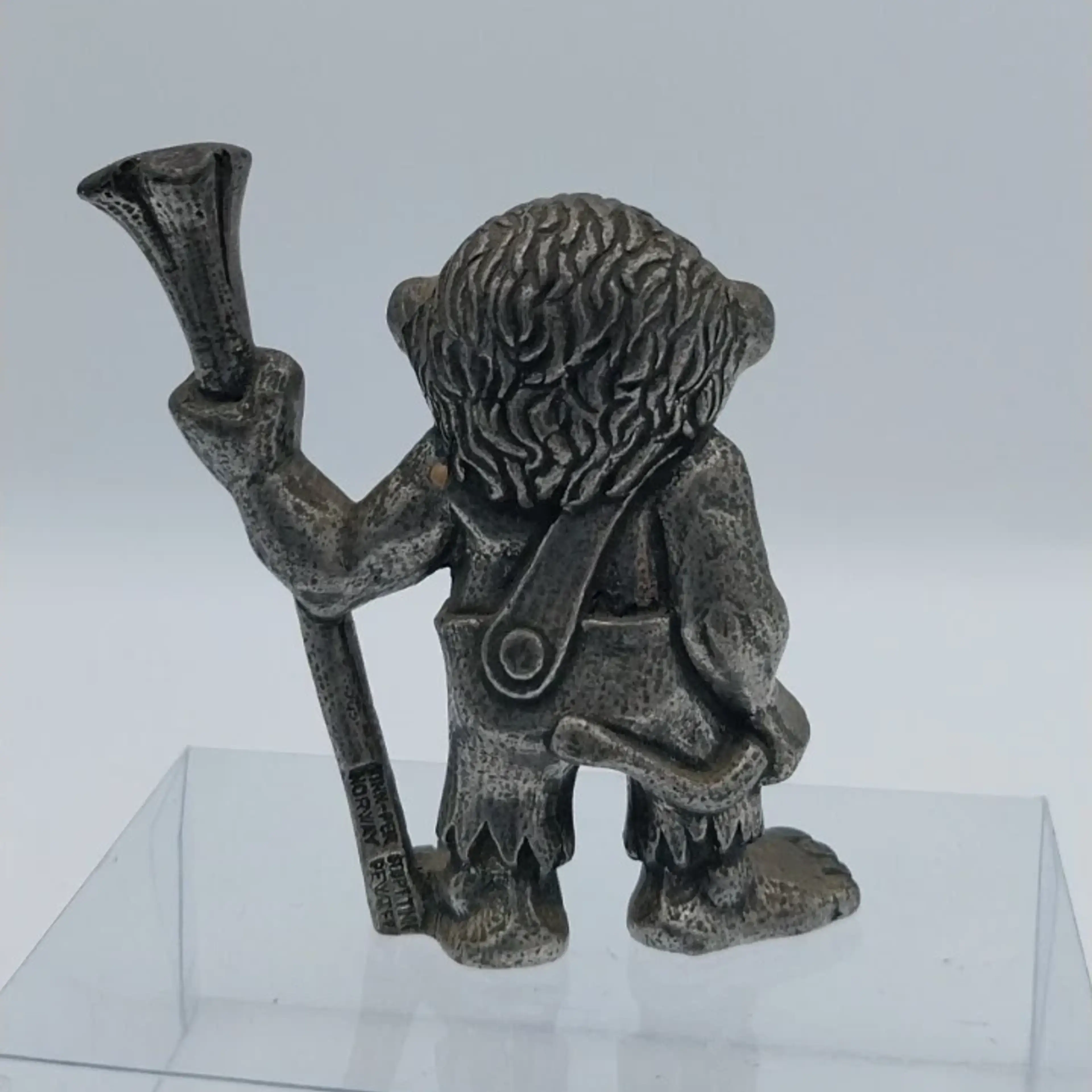 Image 3 of 4