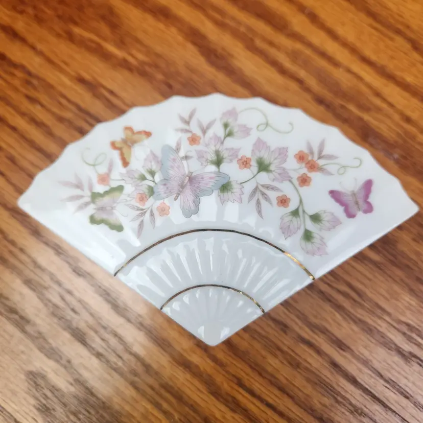 Avon Butterfly Fan Trinket Box