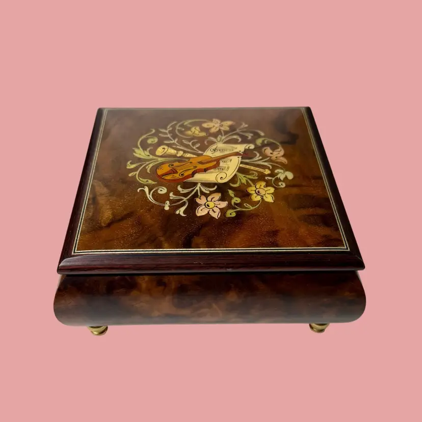Vintage Musical Jewelry Box, Sorrento ITALY, Plays Torna A Surriento, Works!