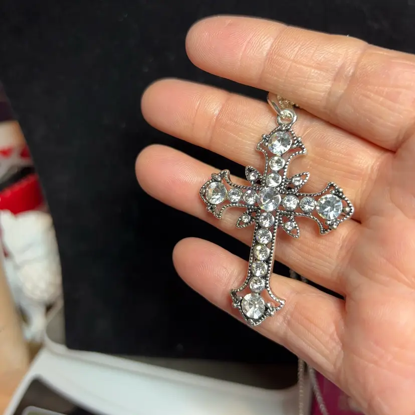 20 Inch Silvertone Chain With Cross Pendant And Clear Gemstones
